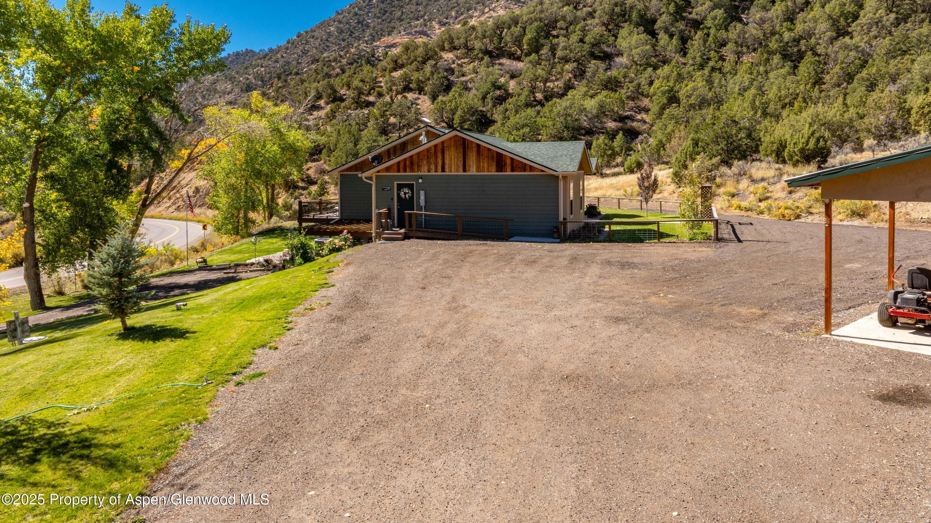 3211 County Road 237, Silt, CO 81652 - Photo 5