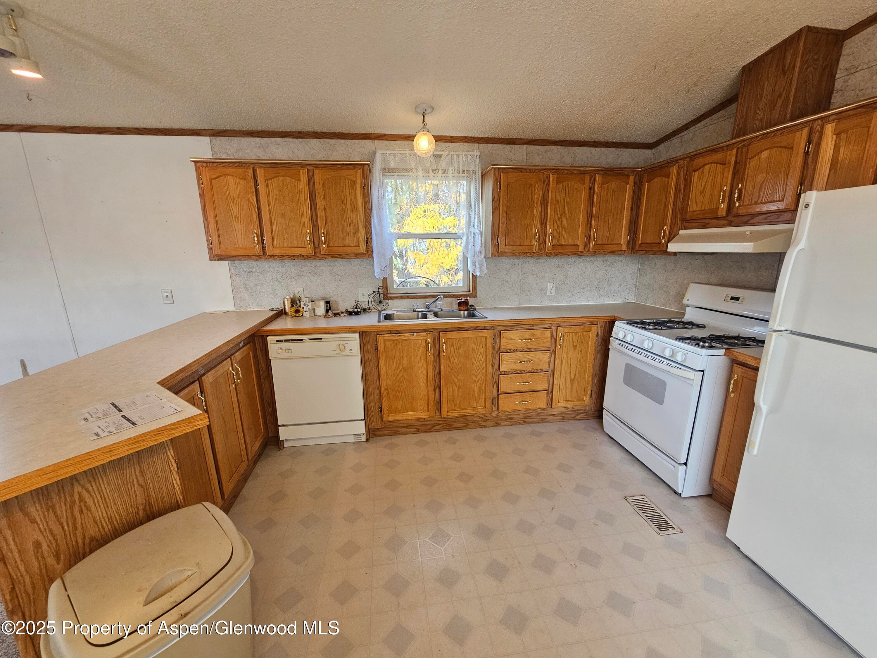 200 W 20th Street A24, Rifle, CO 81650 - Photo 6