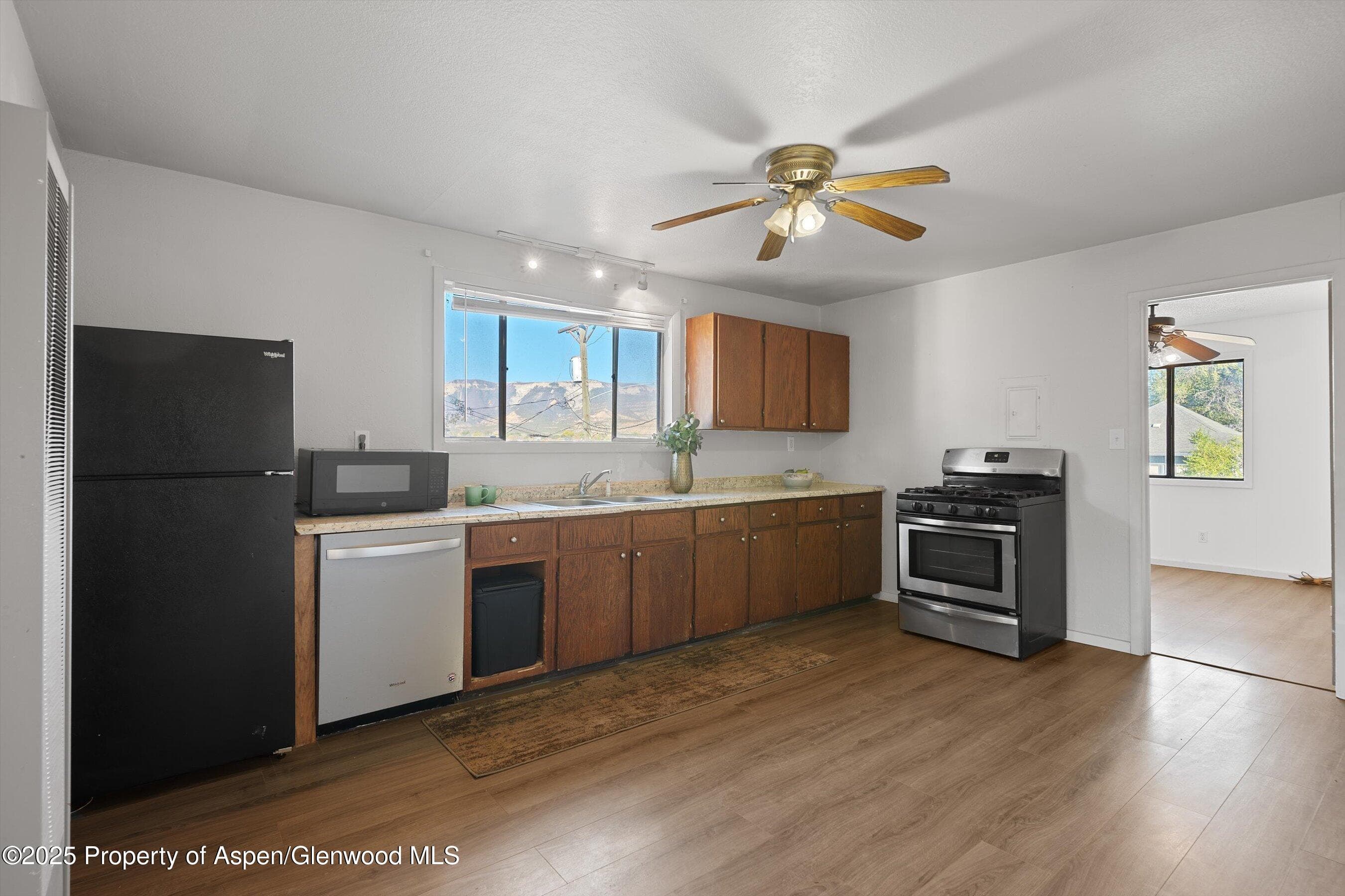 411 E 1st Street, Rifle, CO 81650 - Photo 2