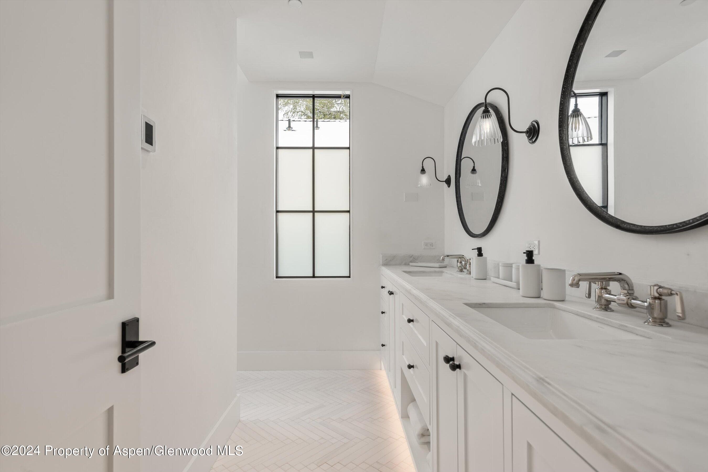 134 E Bleeker Street, Aspen, CO 81611 - Photo 19
