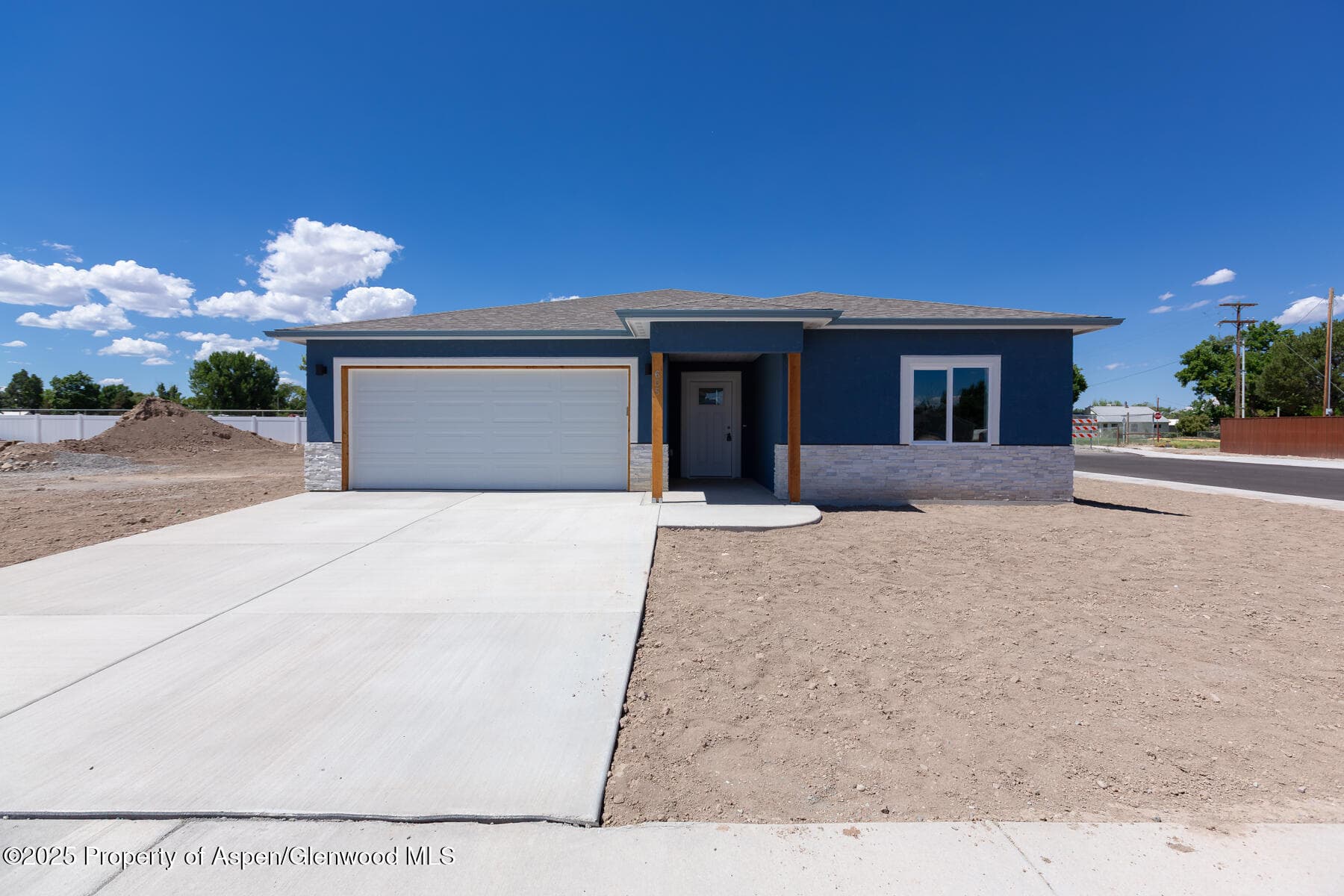 625 Nuvue Street, Delta, CO 81416 - Photo 1