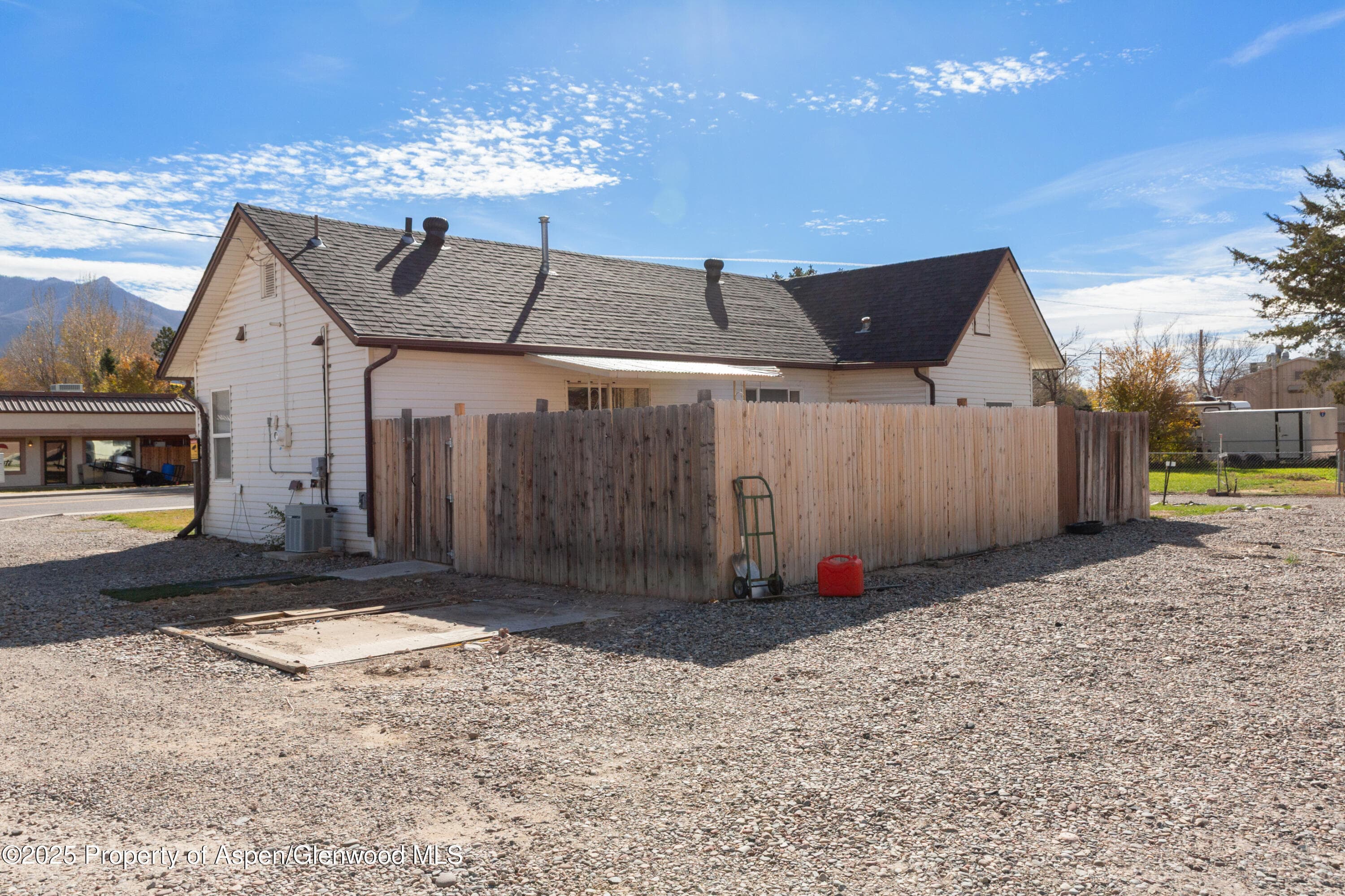 158 Cardinal Way Way, Parachute, CO 81635 - Photo 2