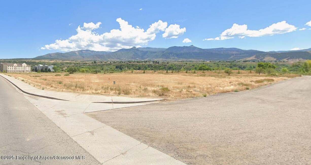 TBD Cardinal Way, Parachute, CO 81635