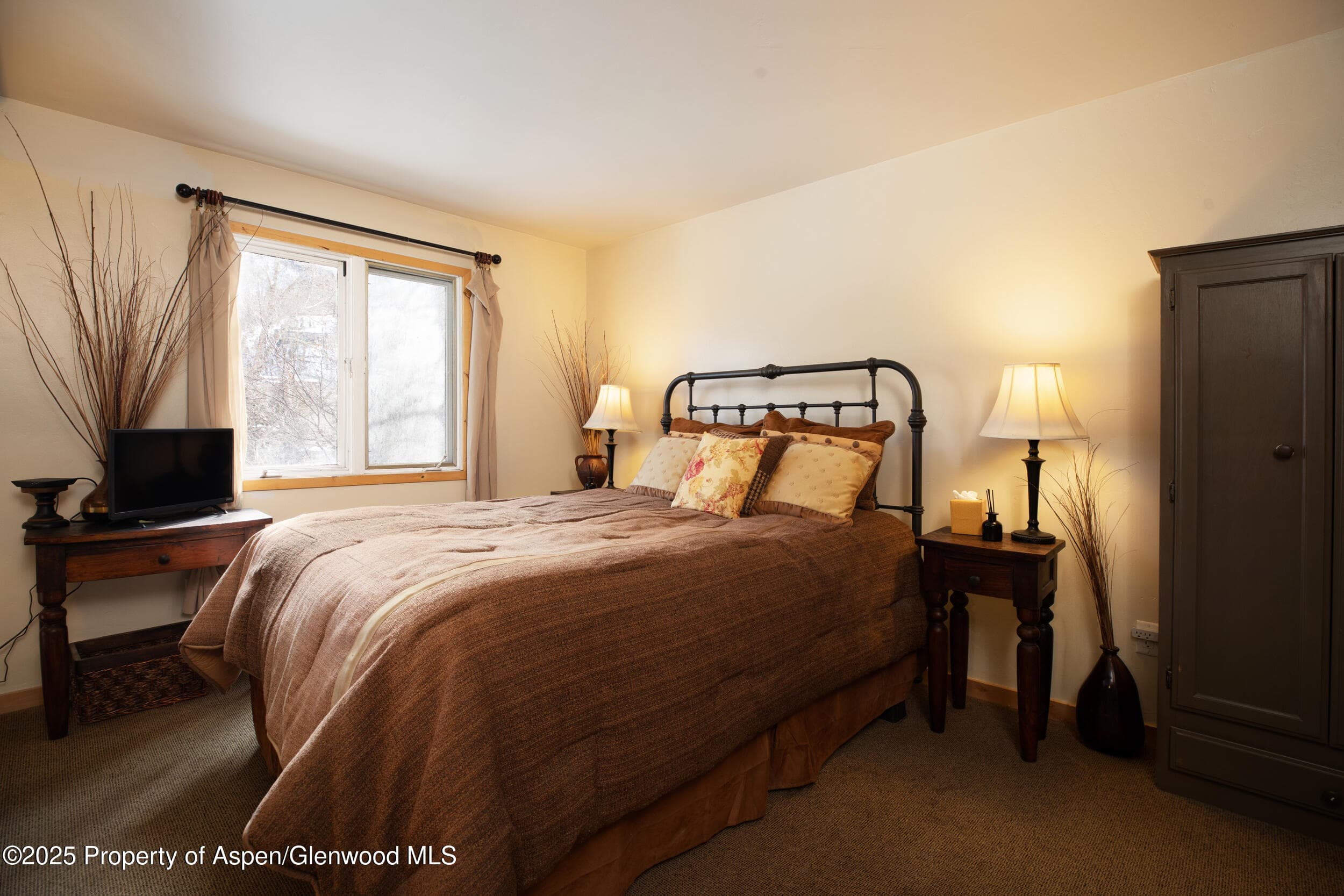 1880 MEADOW RIDGE Road #7, Vail, CO 81657 - Photo 8