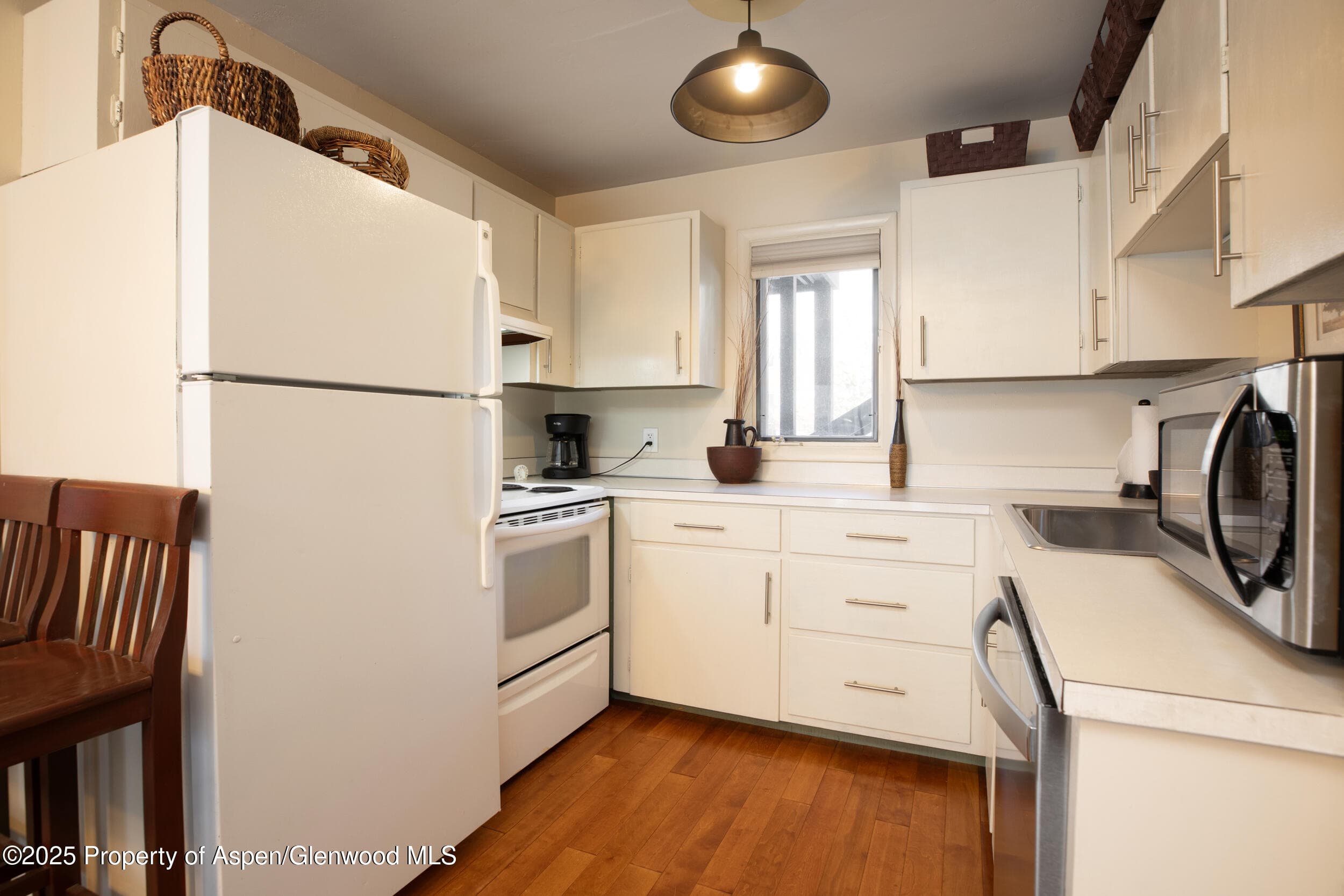1880 MEADOW RIDGE Road #7, Vail, CO 81657 - Photo 11