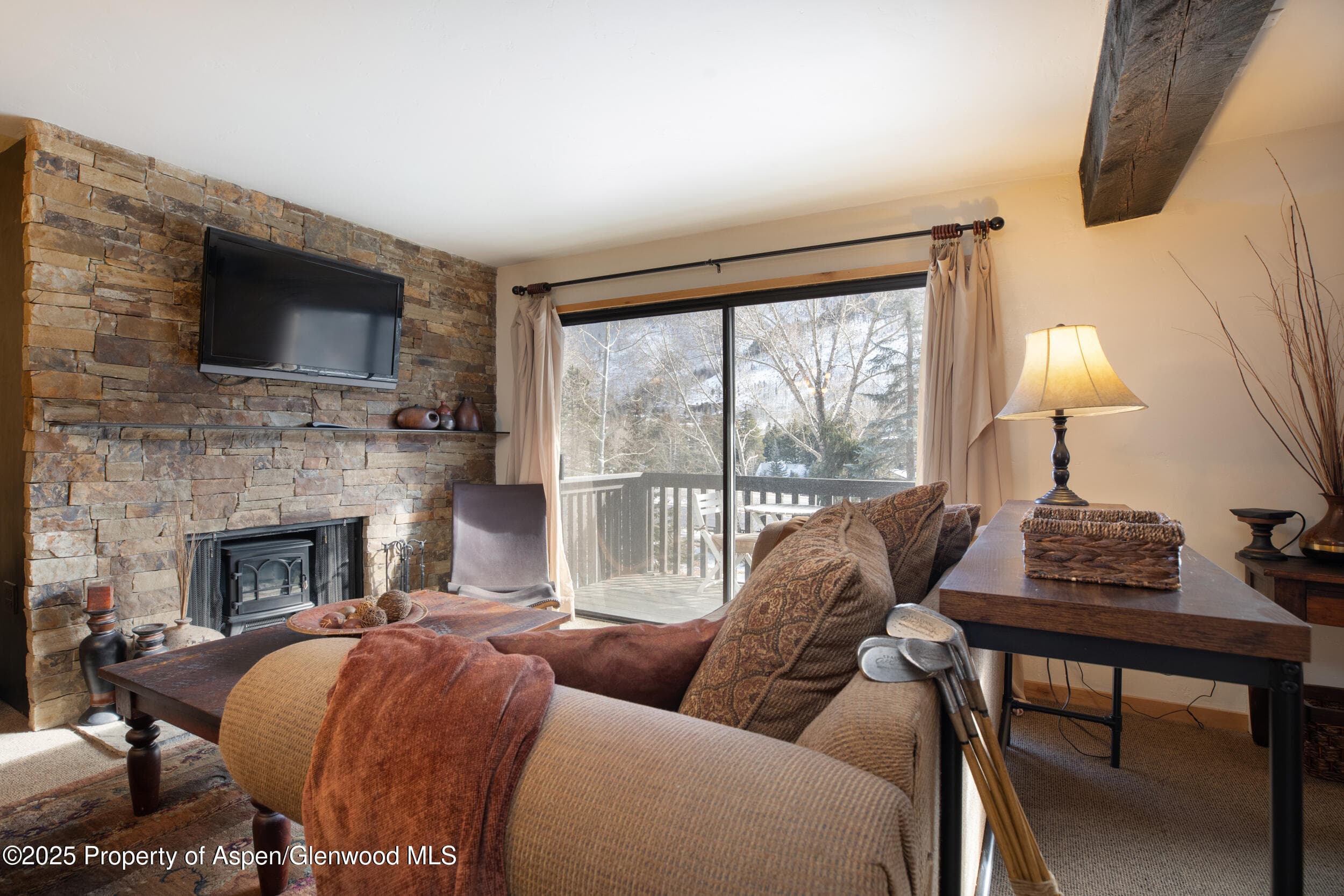 1880 MEADOW RIDGE Road #7, Vail, CO 81657 - Photo 2