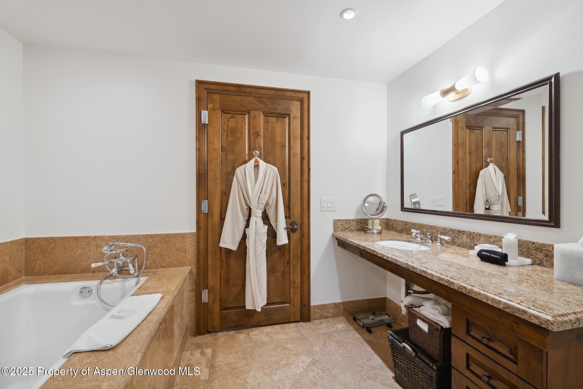 415 E Dean St, #35, Week 35, Aspen, CO 81611 - Photo 19
