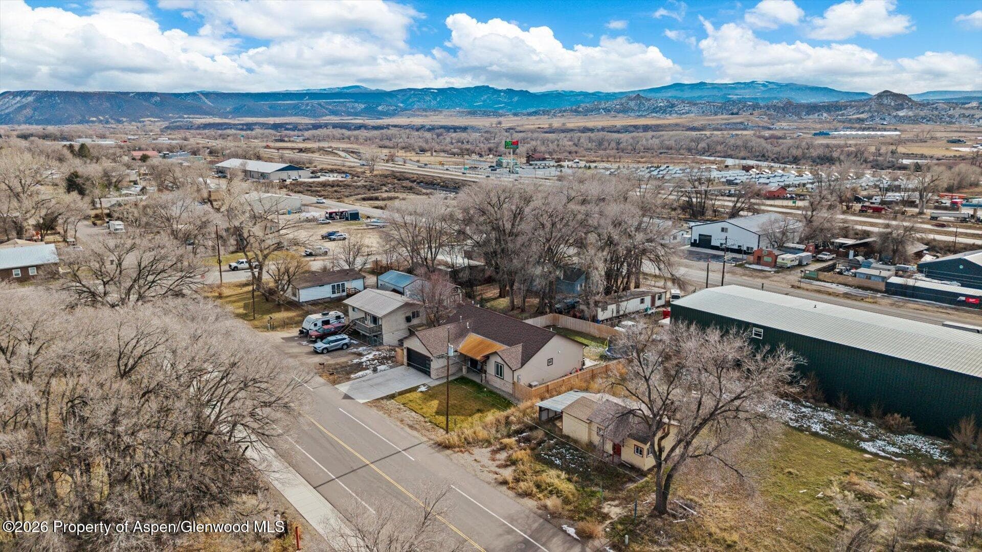 115 W Home Avenue, Silt, CO 81652 - Photo 6