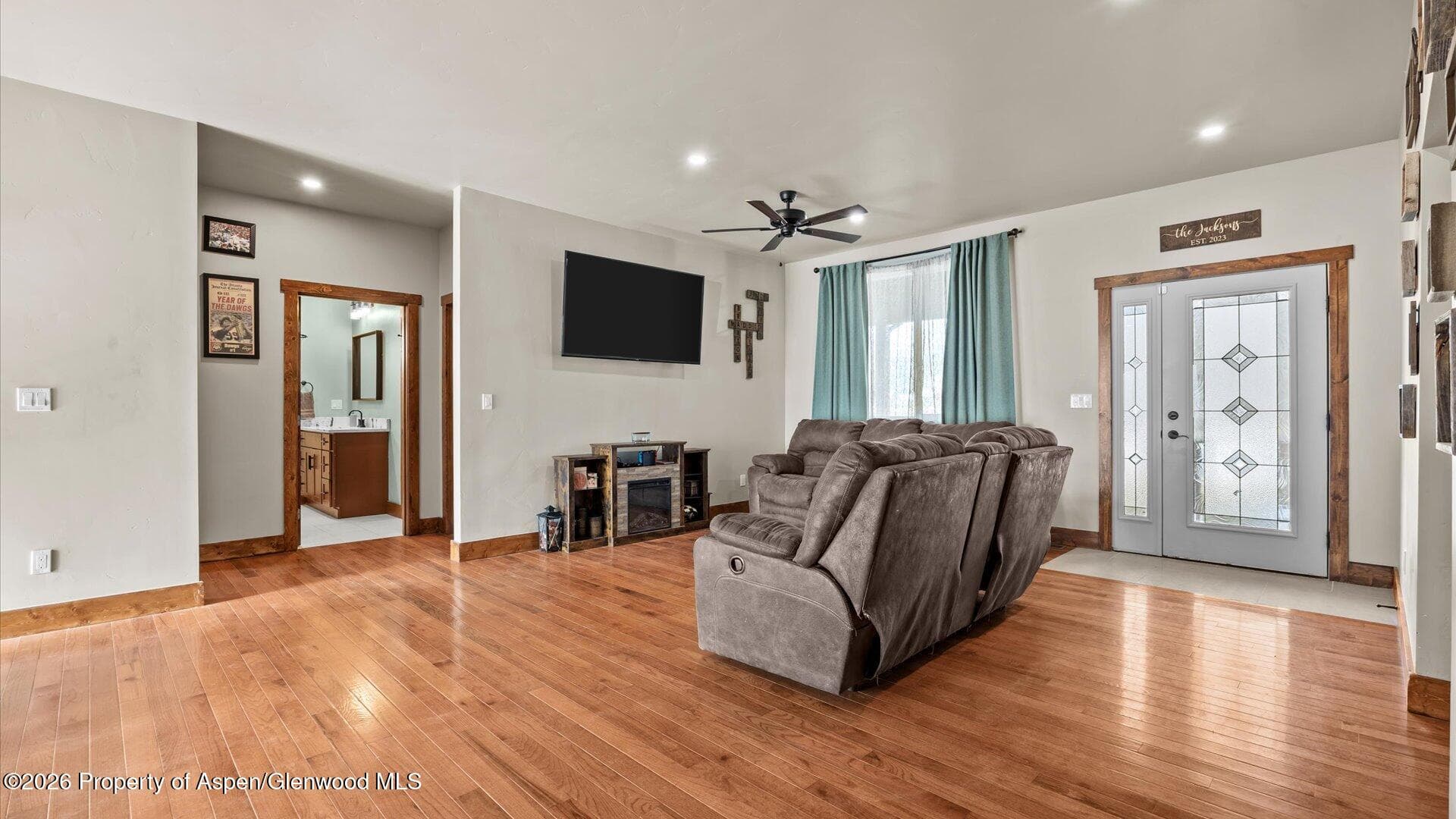 115 W Home Avenue, Silt, CO 81652 - Photo 10
