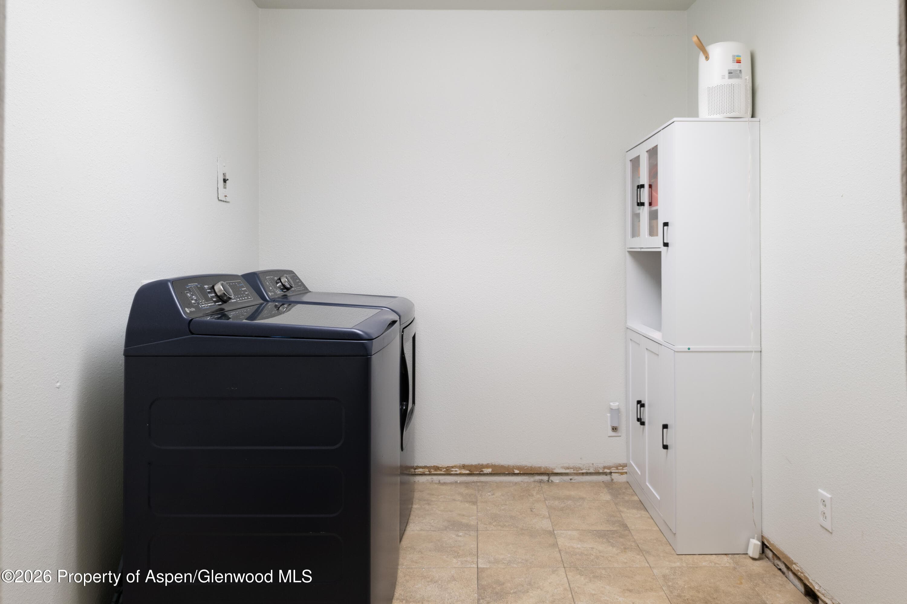 220 East Avenue, Rifle, CO 81650 - Photo 14