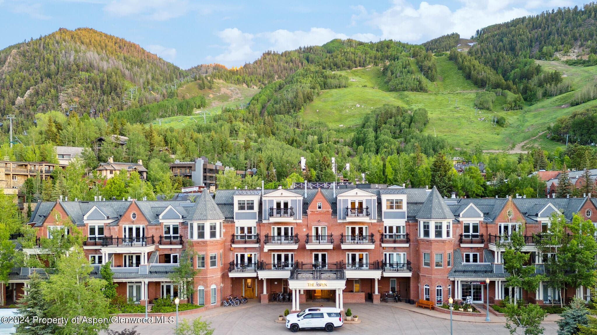 415 E Dean St., Unit 22, Week 32, Aspen, CO 81611