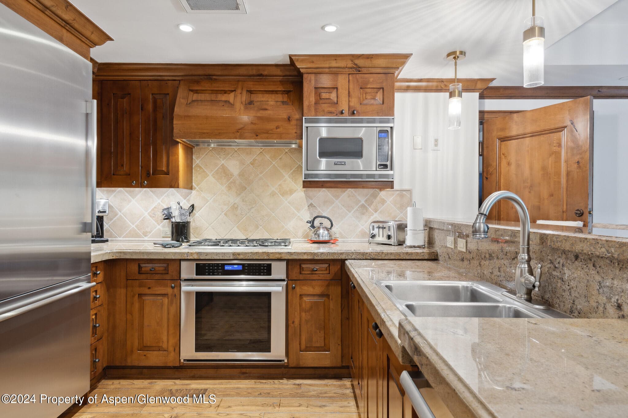 415 E Dean St., Unit 22, Week 32, Aspen, CO 81611 - Photo 8