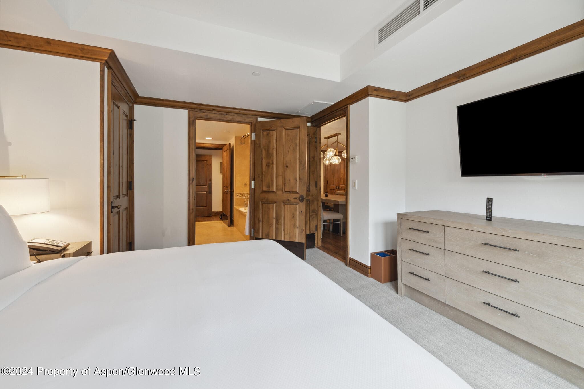 415 E Dean St., Unit 22, Week 32, Aspen, CO 81611 - Photo 14