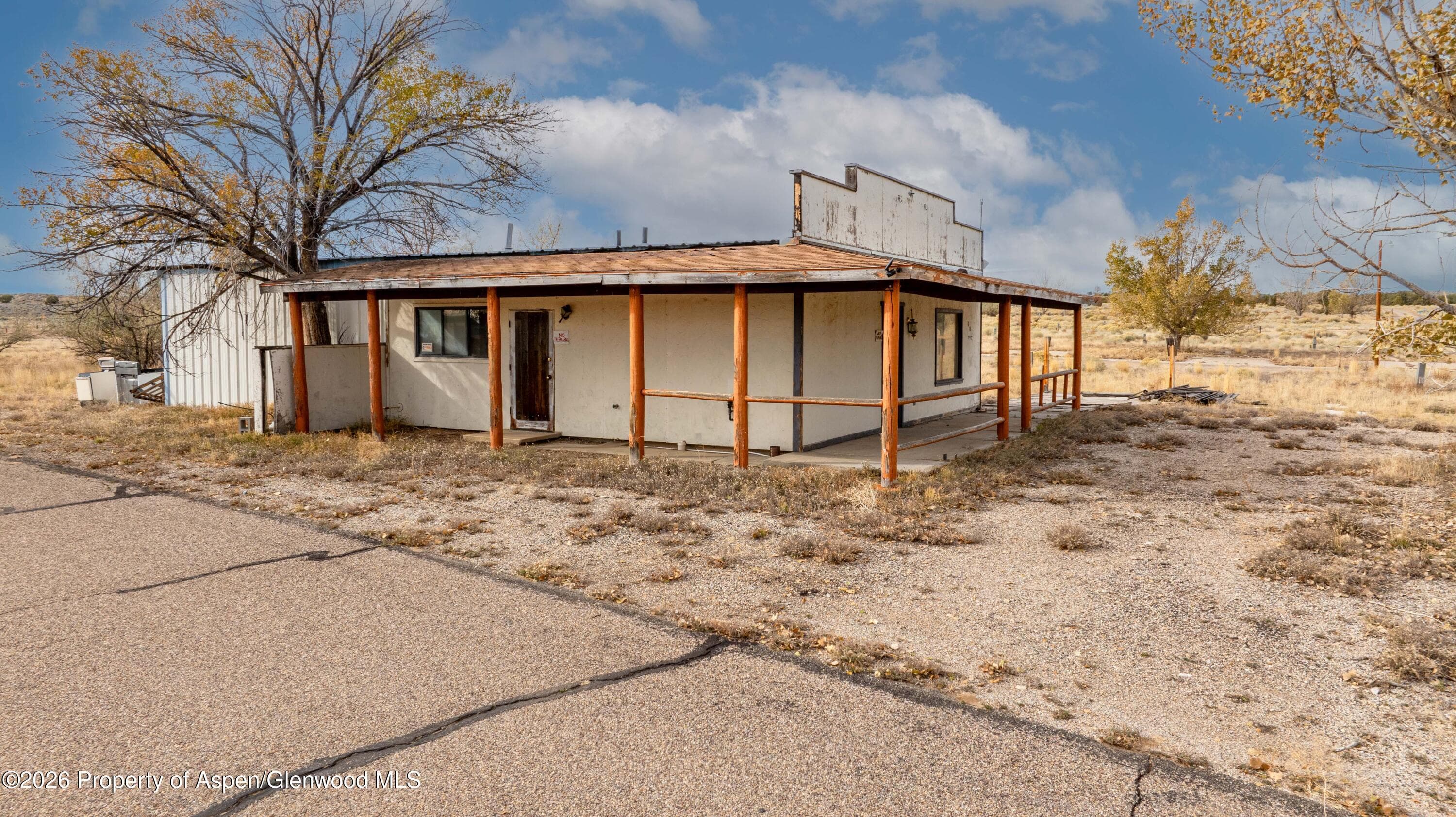 801 Blue Mountain Avenue, Dinosaur, CO 81610 - Photo 2
