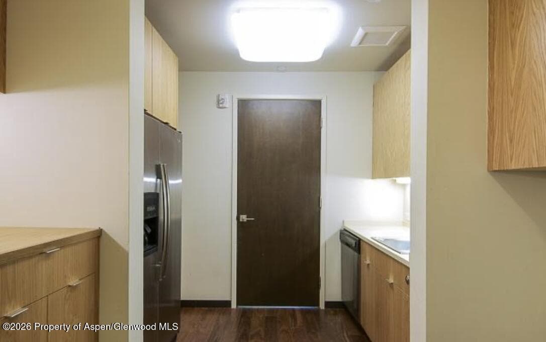 625 E Main Street 204, Aspen, CO 81611 - Photo 16