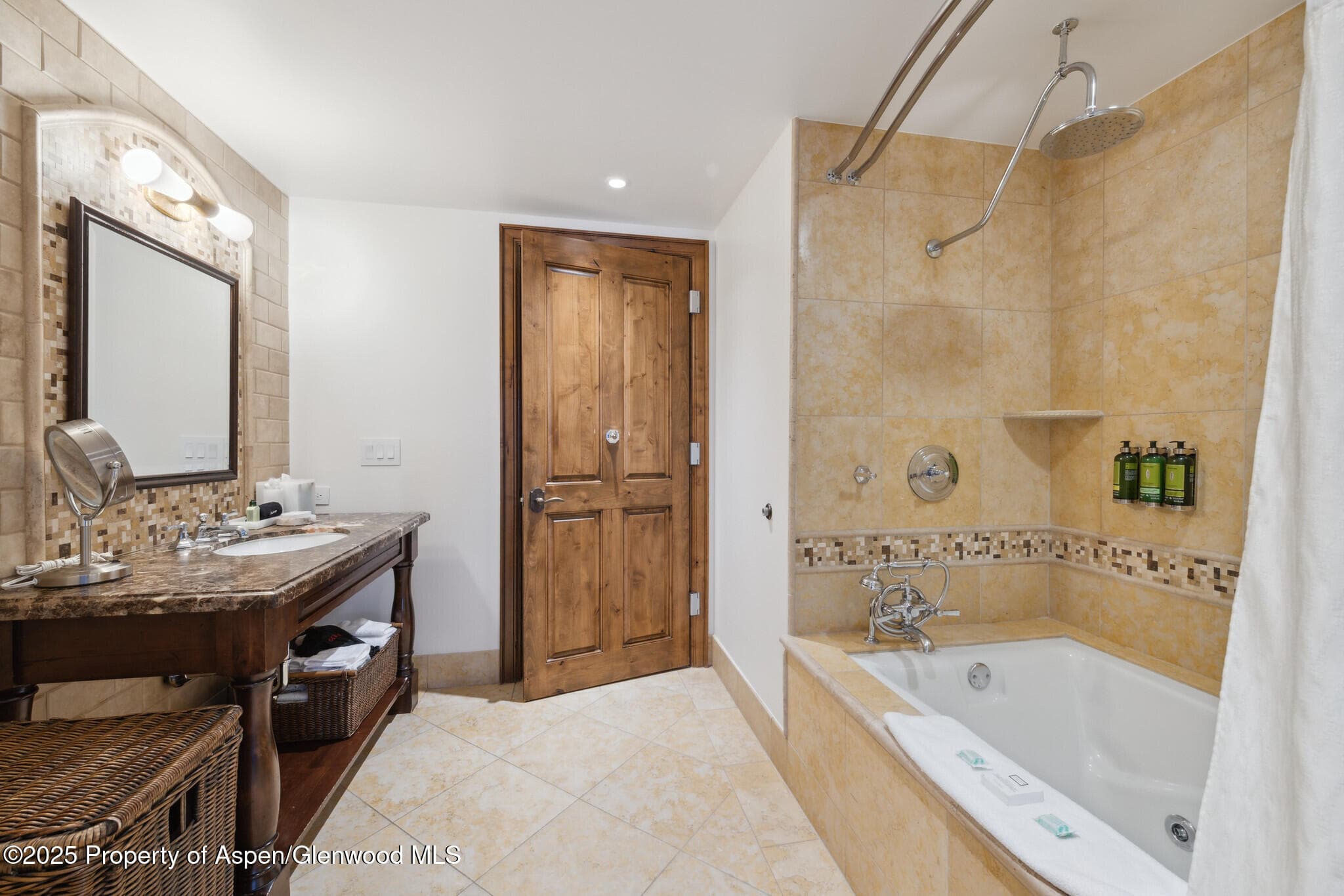 415 E Dean St., Unit 36, Weeks 5 & 6, Aspen, CO 81611 - Photo 15