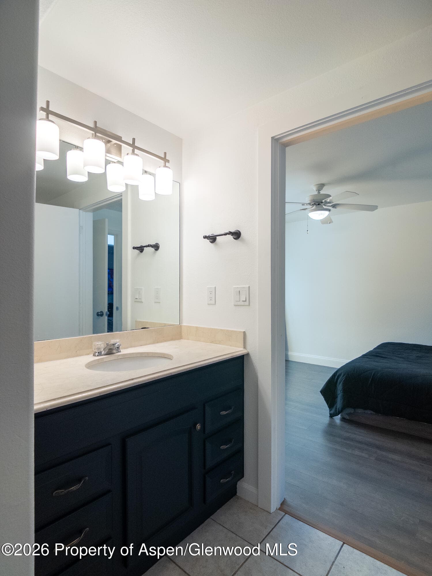 792 Castle Valley Boulevard B, New Castle, CO 81647 - Photo 6
