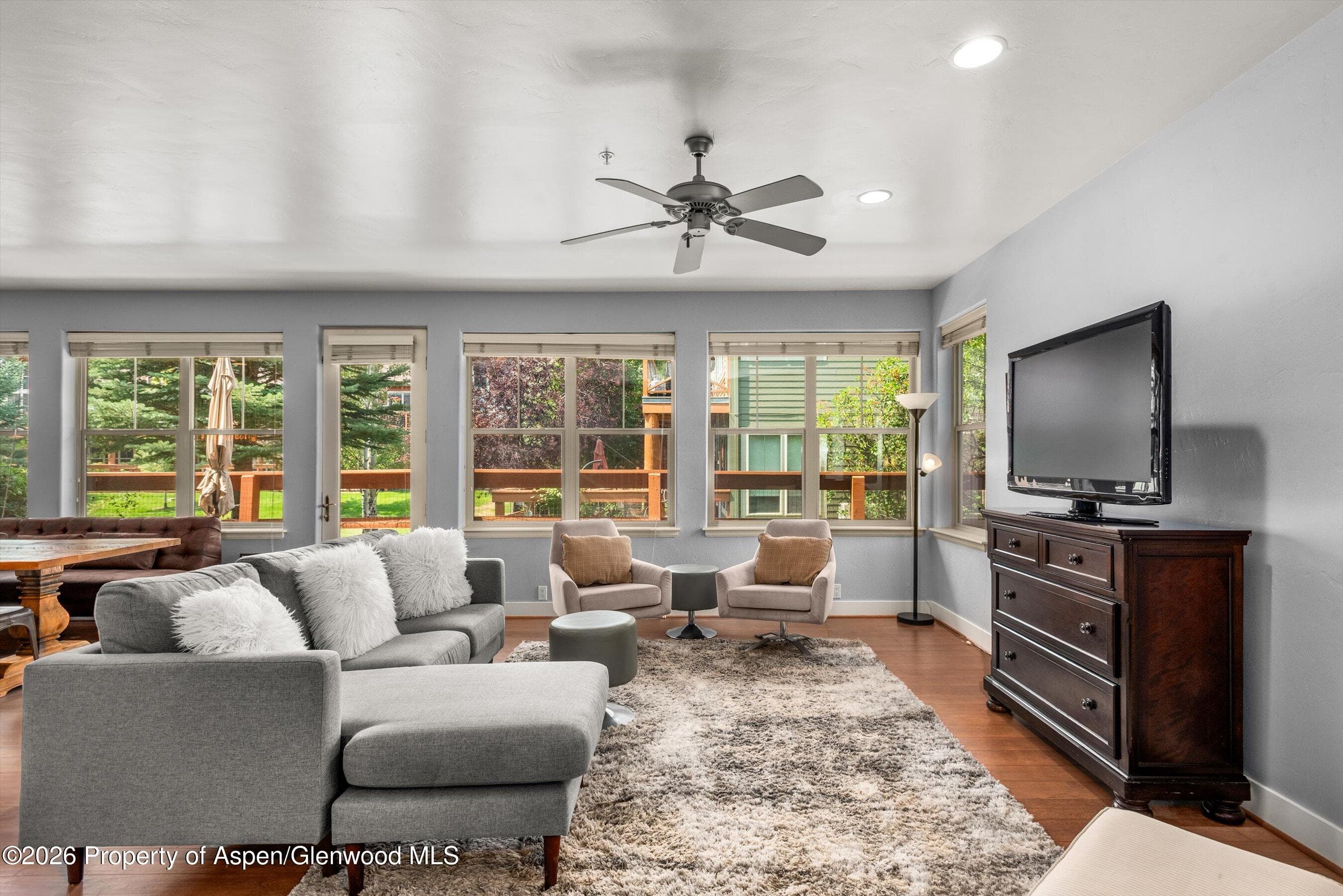 548 Evans Court, Basalt, CO 81621 - Photo 2