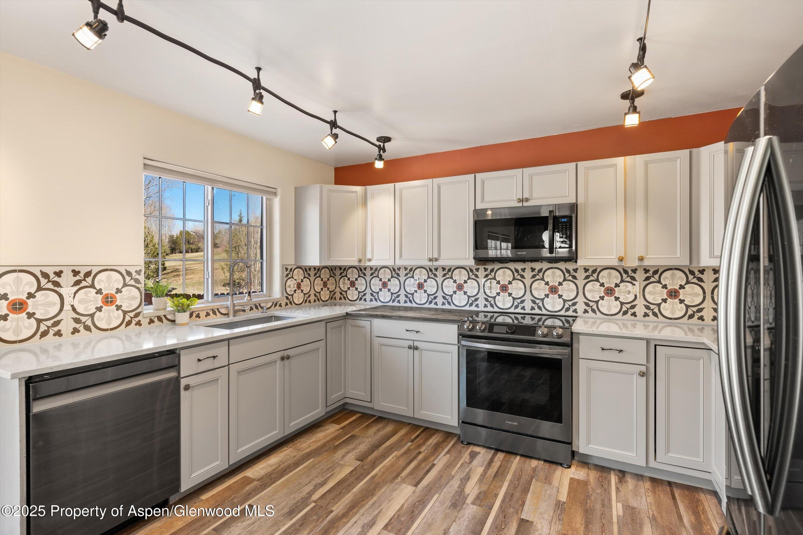 721 Pine Court, New Castle, CO 81647 - Photo 7