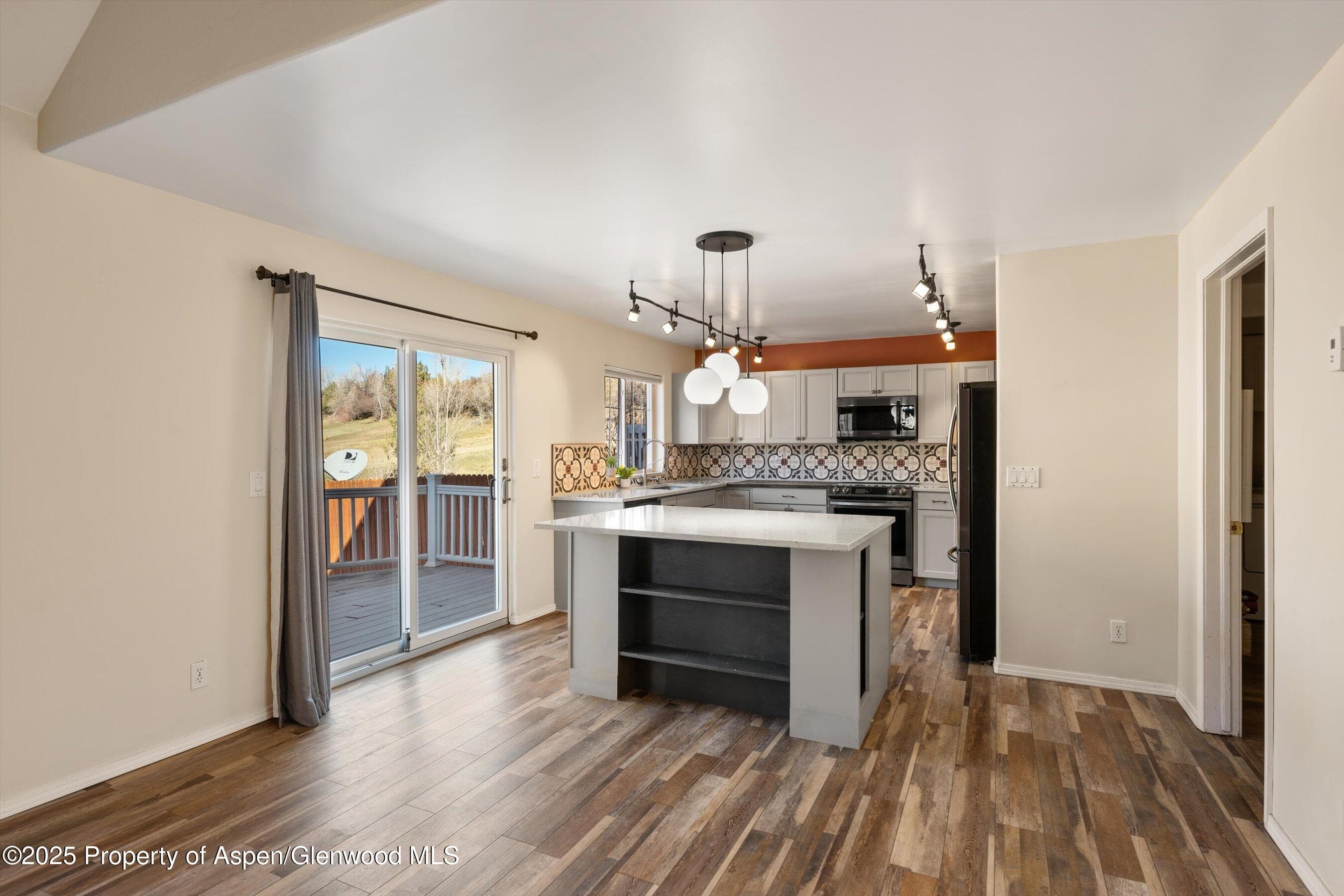 721 Pine Court, New Castle, CO 81647 - Photo 10