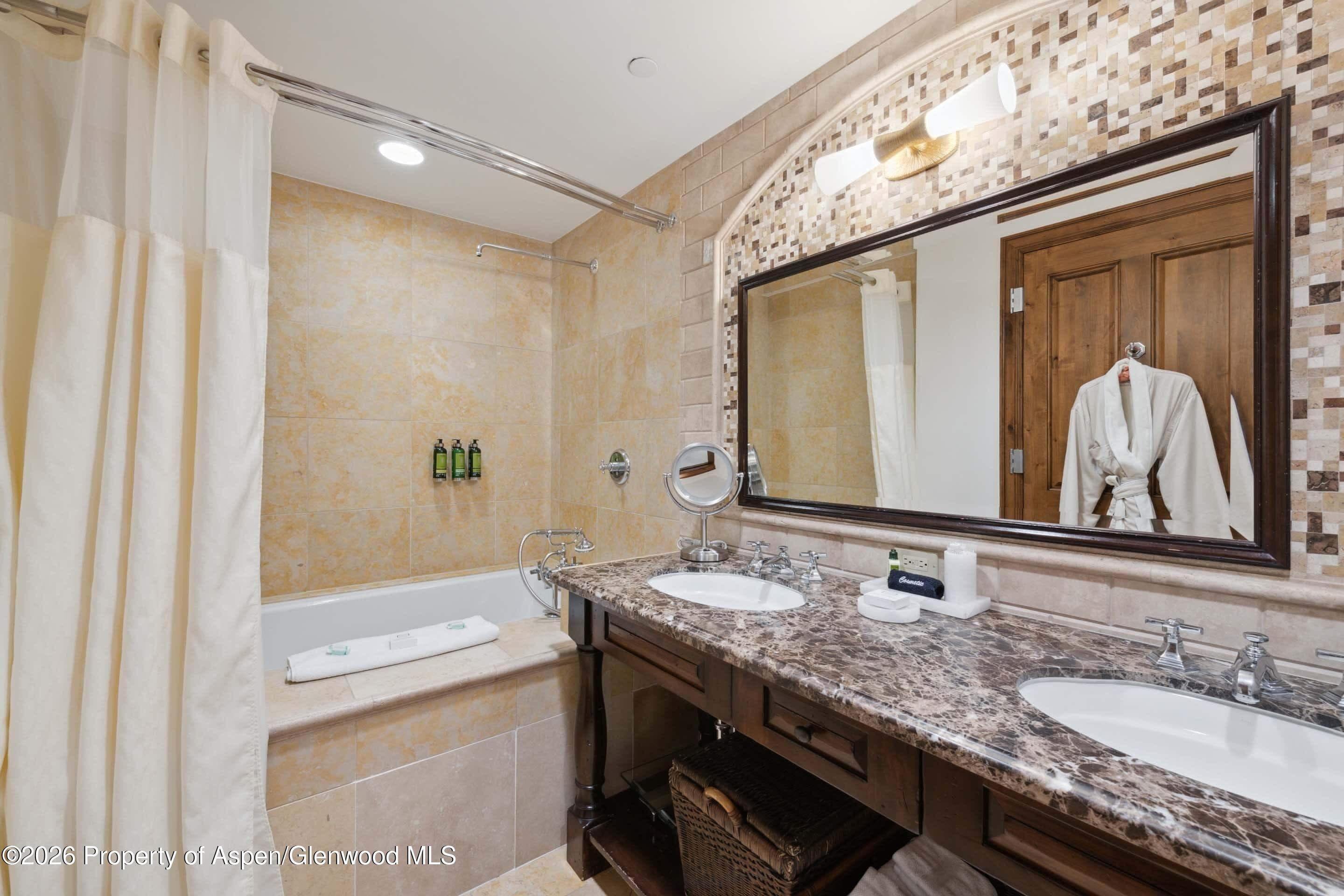 415 E Dean St, Unit 43, Wks 11 & 12, Aspen, CO 81611 - Photo 12