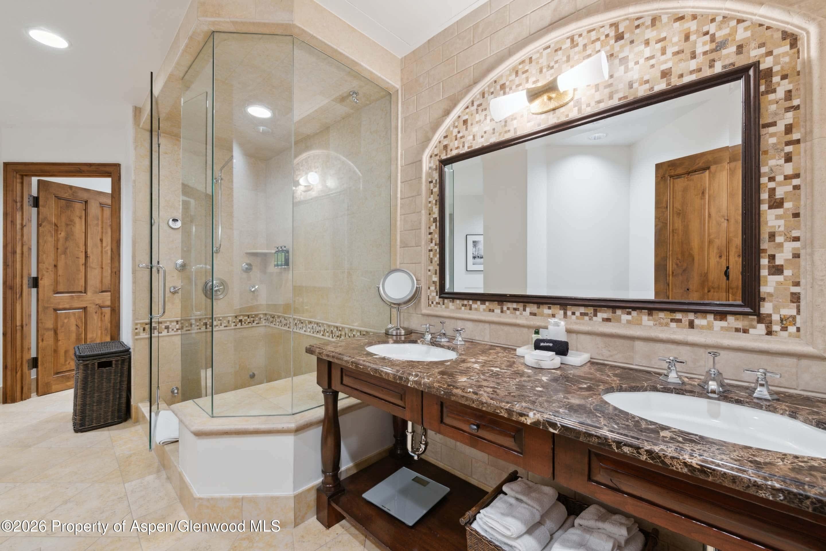 415 E Dean St, Unit 8, Week 10, Aspen, CO 81611 - Photo 12