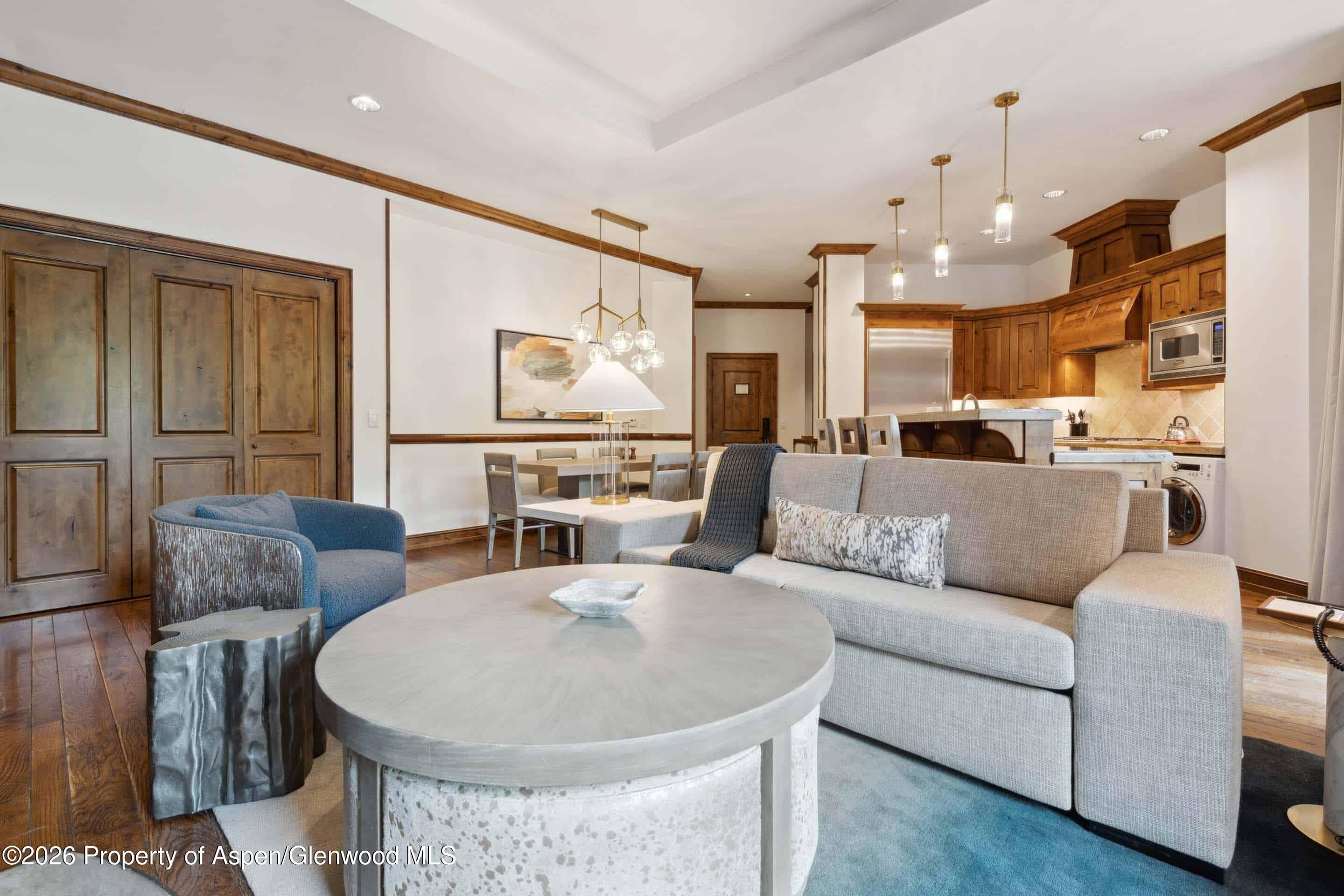 415 E Dean St, Unit 8, Week 10, Aspen, CO 81611 - Photo 4