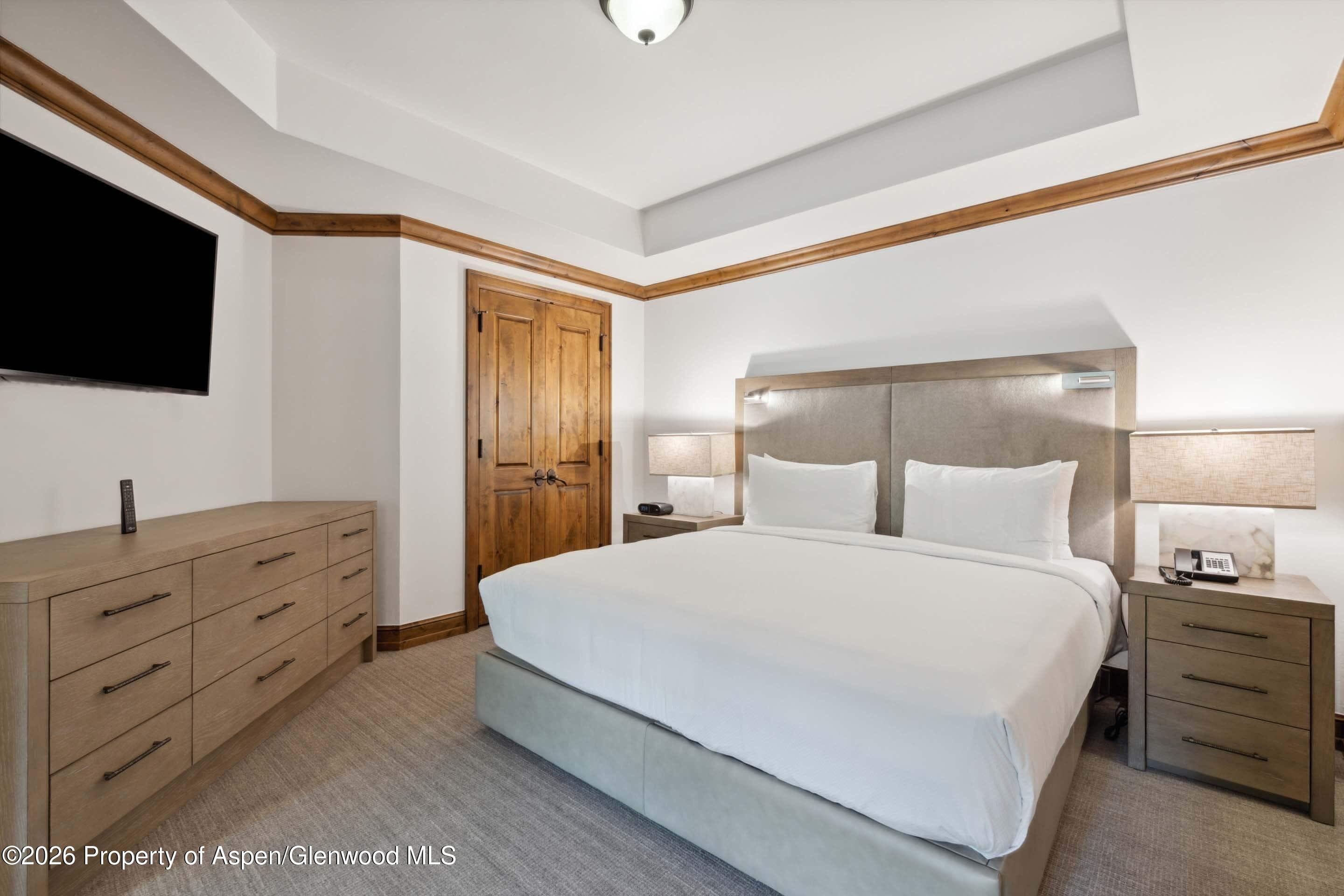 415 E Dean St, Unit 8, Week 12, Aspen, CO 81611 - Photo 11