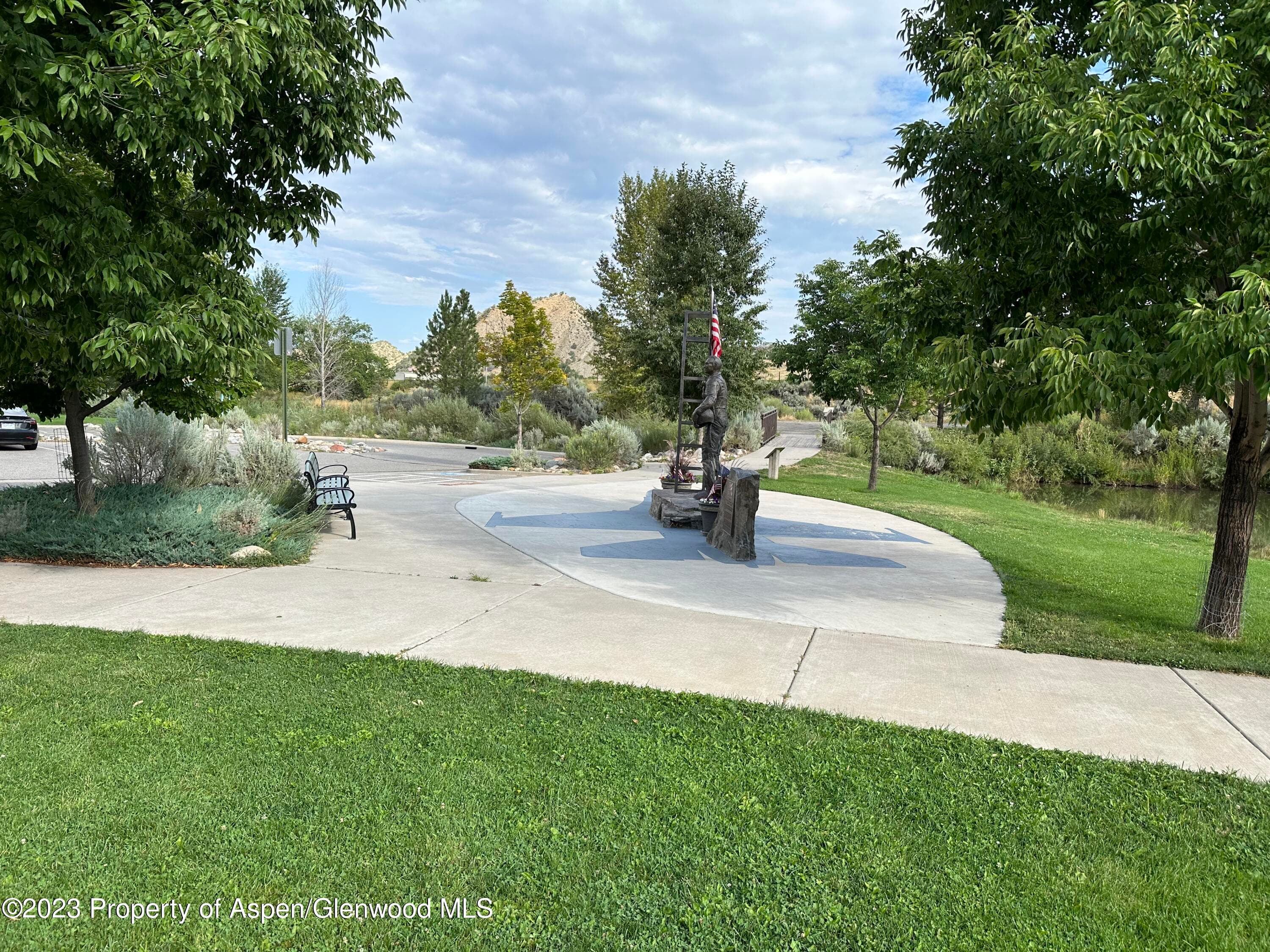 560 River View Drive 704, New Castle, CO 81647 - Photo 14