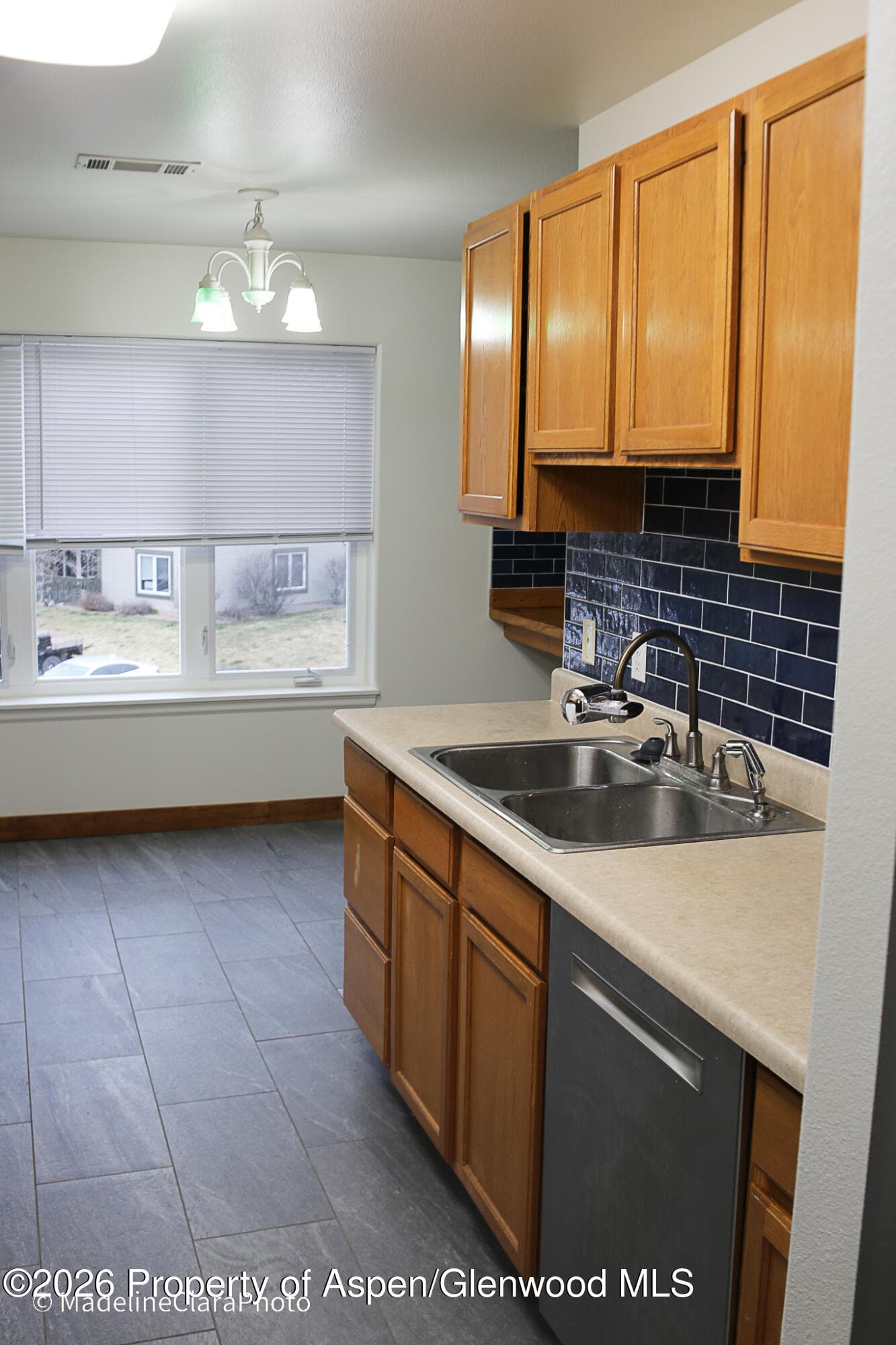 790 Castle Valley Boulevard L, New Castle, CO 81647 - Photo 5