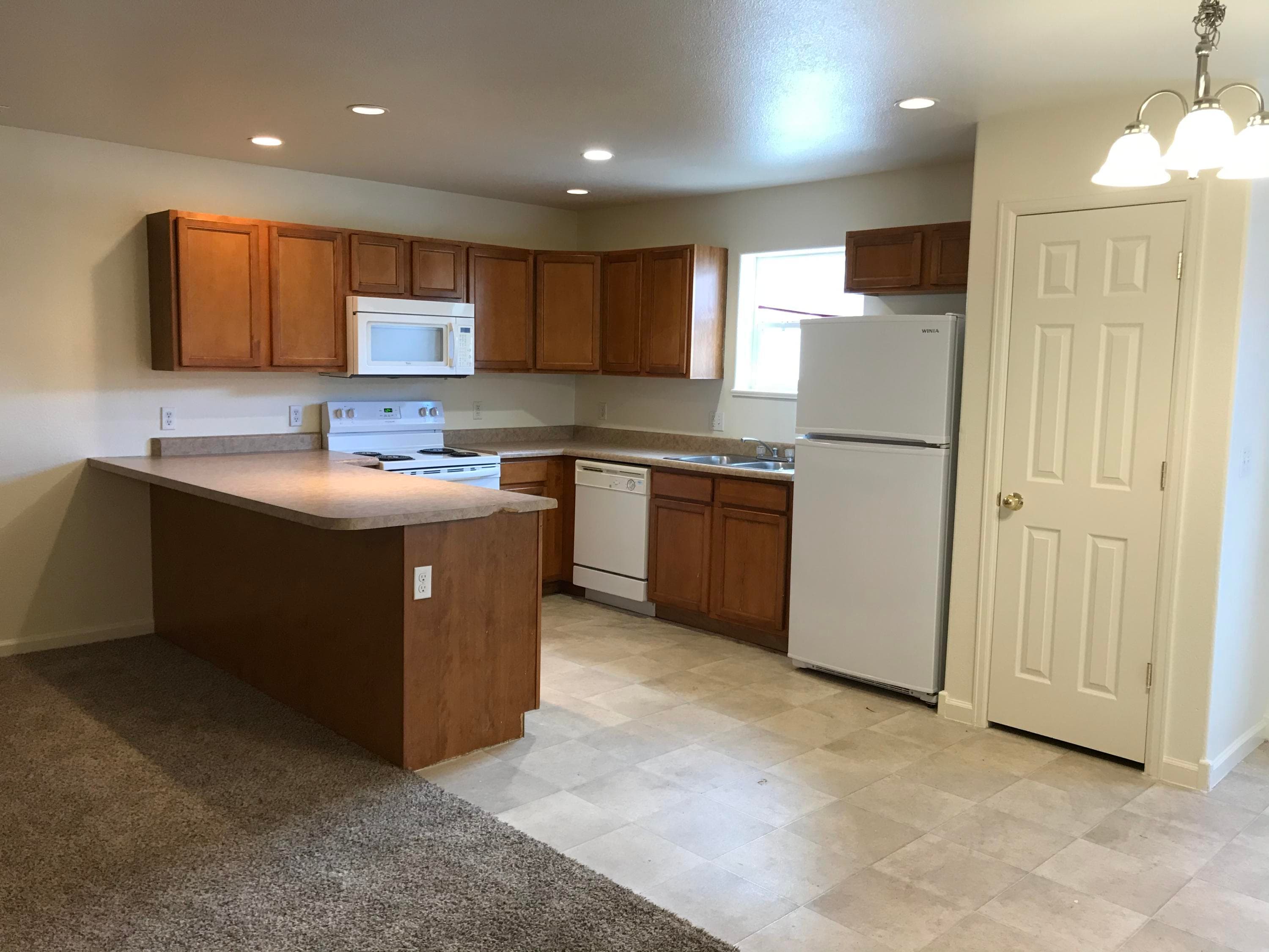 402 Yarrow Circle, Parachute, CO 81635 - Photo 3