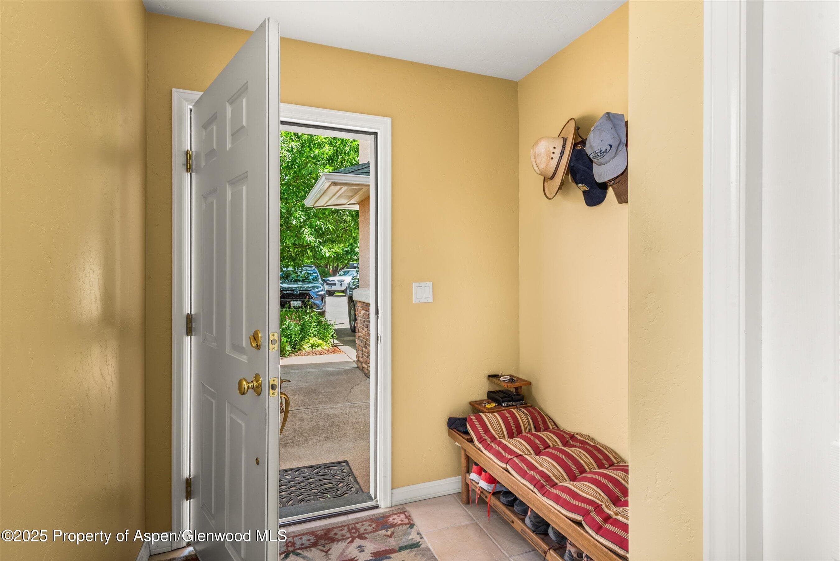 1070 Village Road, Carbondale, CO 81623 - Photo 5