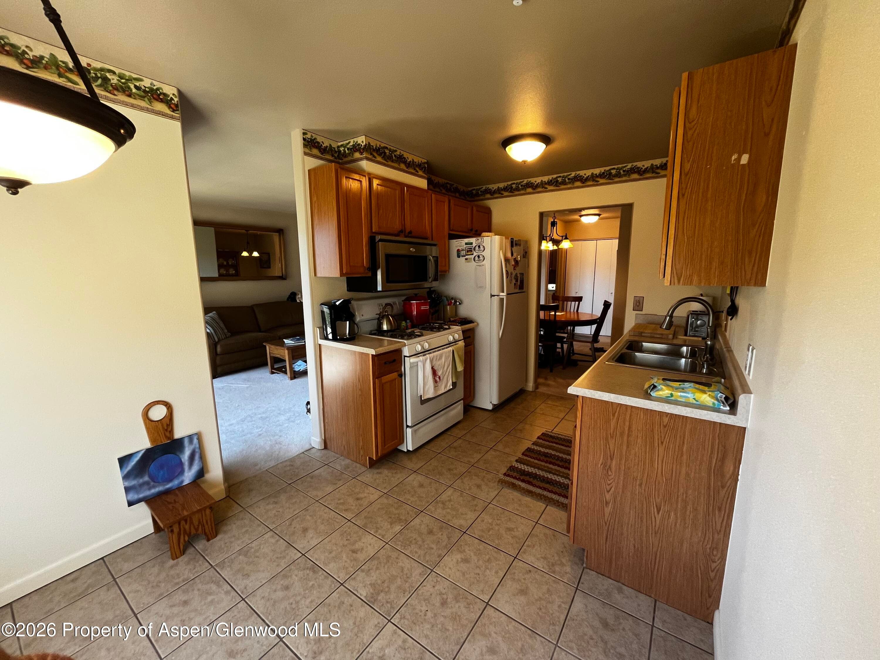 790 Castle Valley Boulevard C, New Castle, CO 81647 - Photo 10