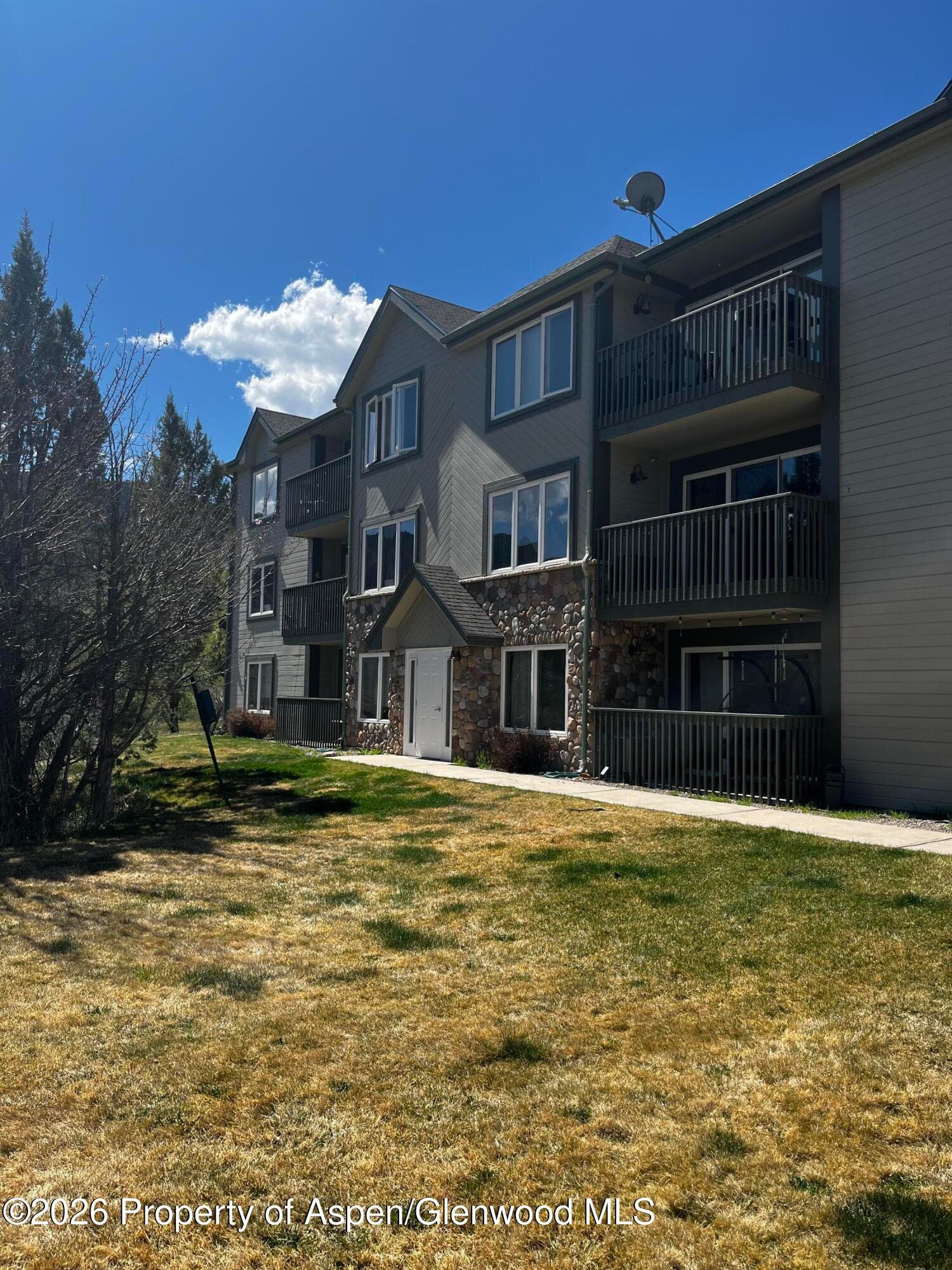 790 Castle Valley Boulevard C, New Castle, CO 81647 - Photo 4