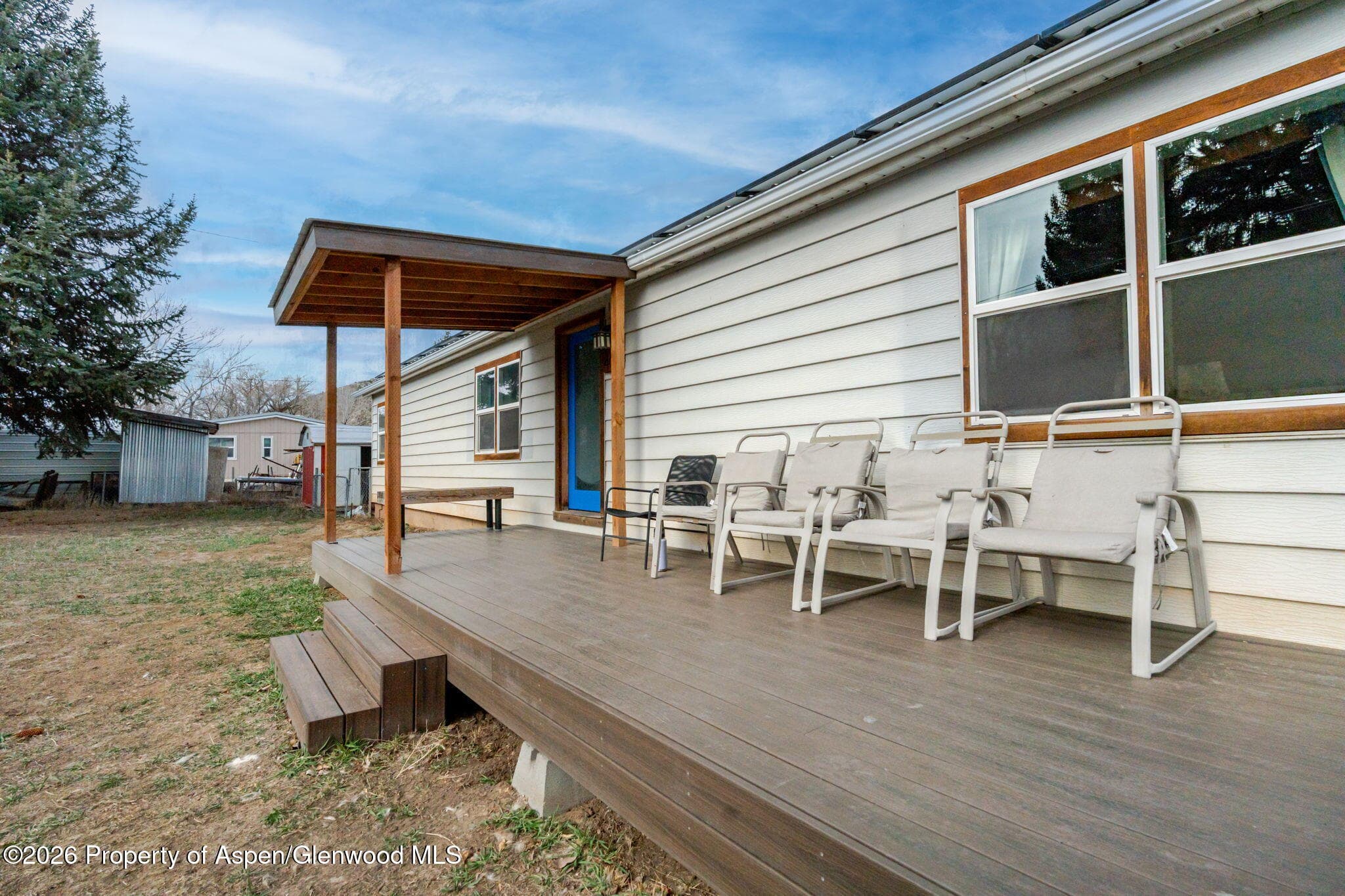 402 Apple Drive, New Castle, CO 81647 - Photo 2