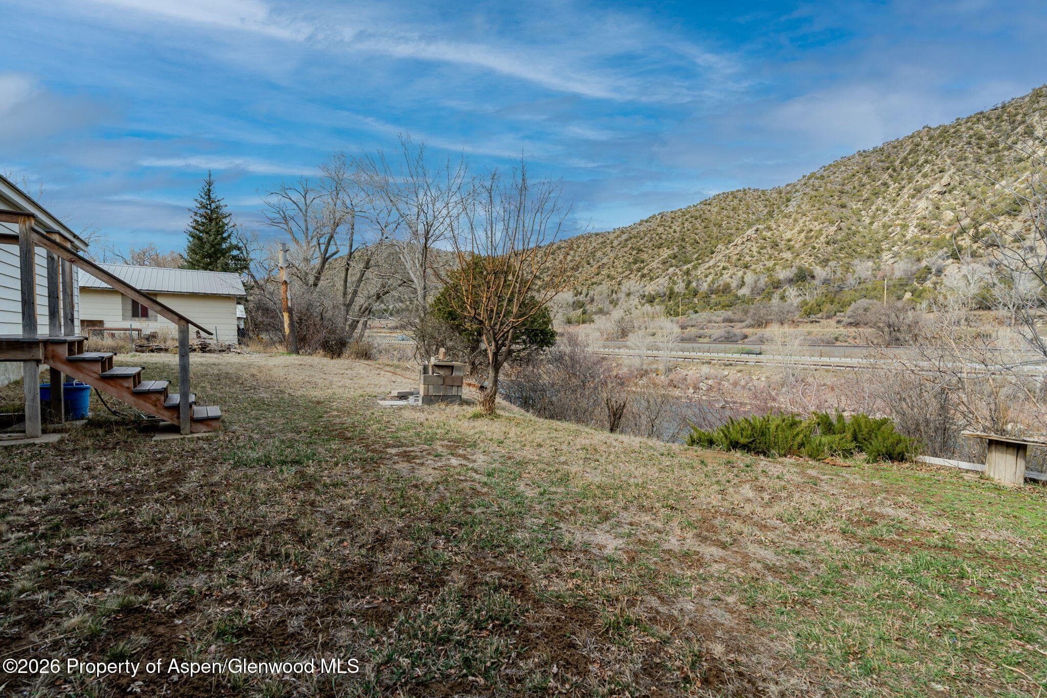 402 Apple Drive, New Castle, CO 81647 - Photo 12