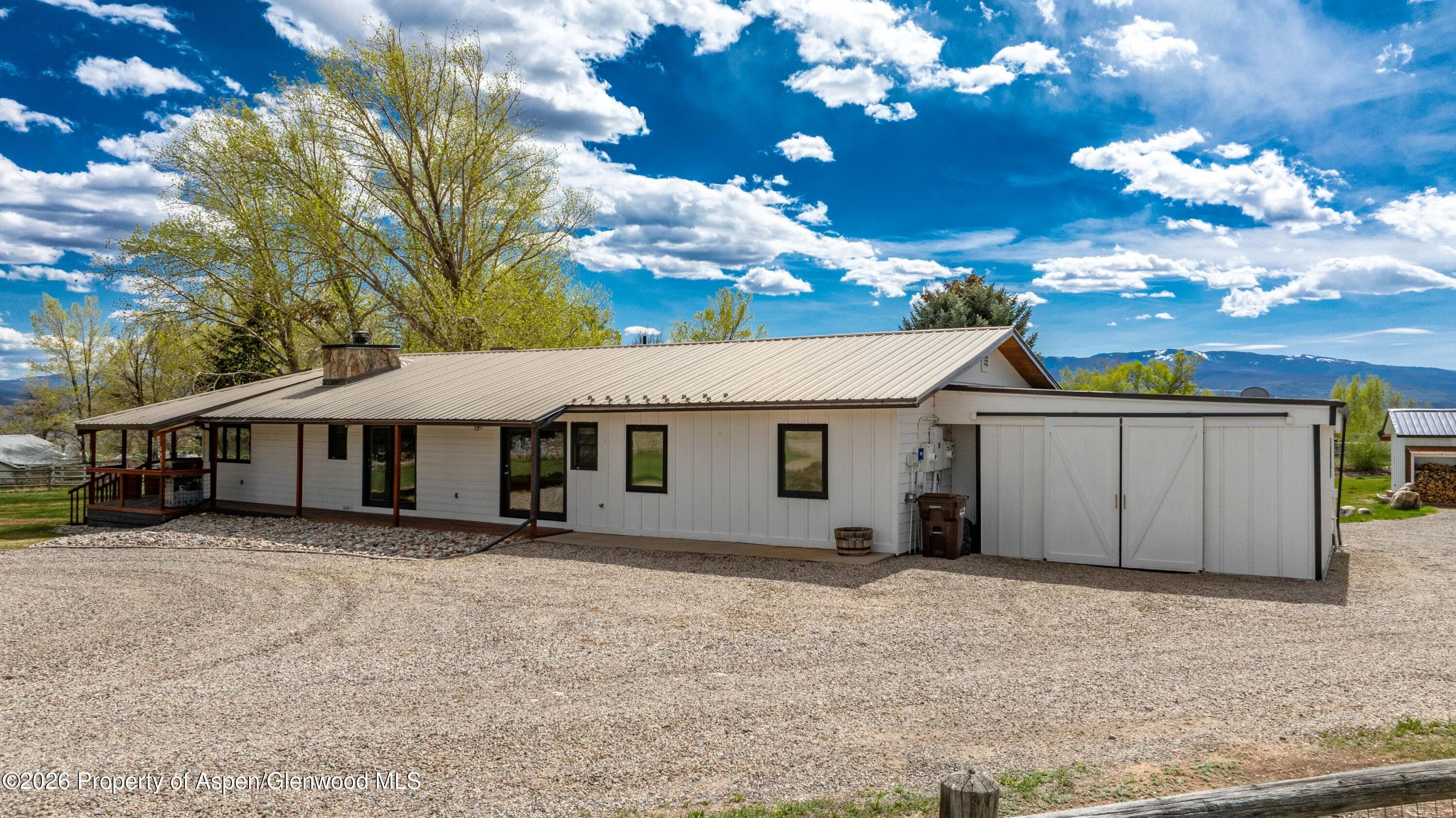 411 County Road 237, Silt, CO 81652 - Photo 4