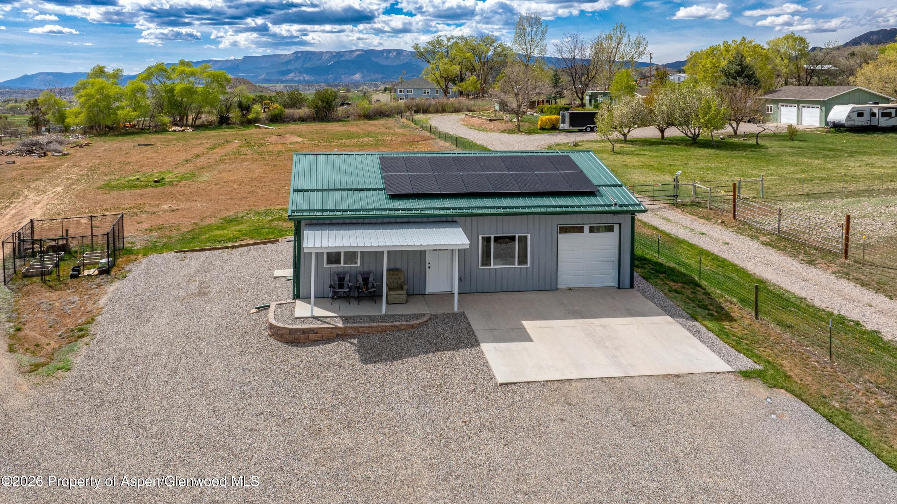 411 County Road 237, Silt, CO 81652 - Photo 8