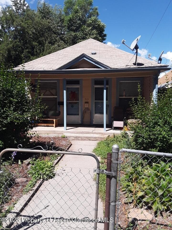 915 Bennett Avenue, Glenwood Springs, CO 81601 - Photo 1