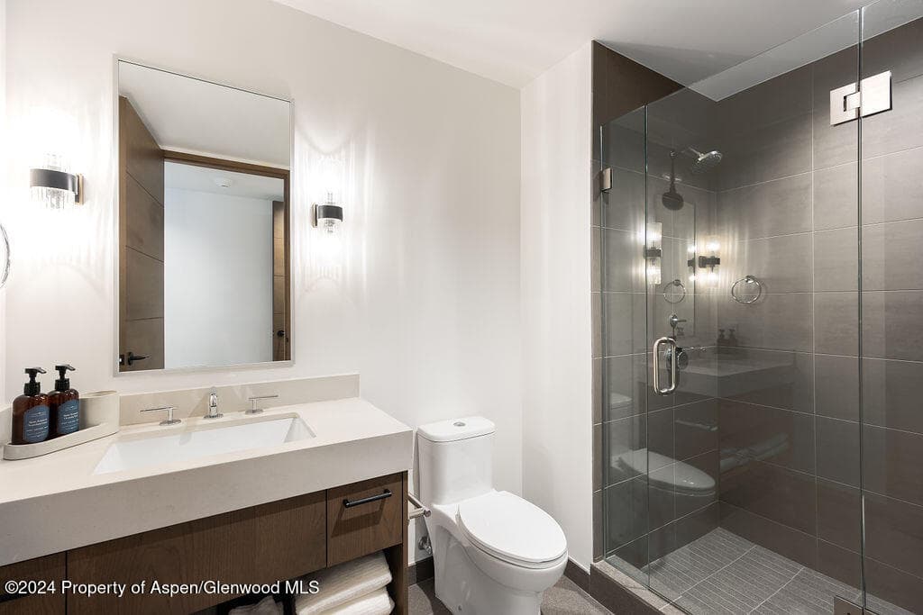 180 Wood Road 302, Snowmass Village, CO 81615 - Photo 21