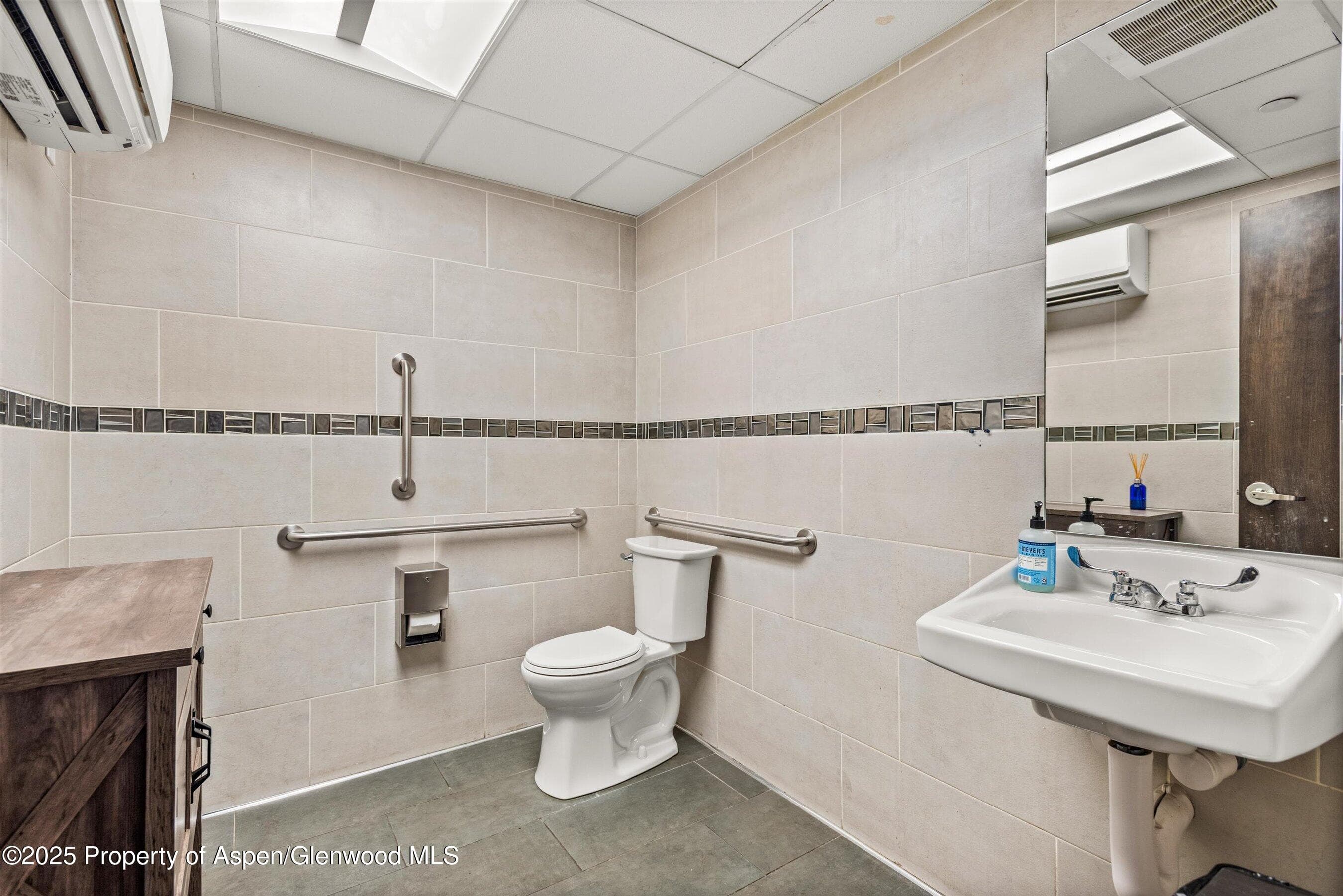 100 E Main Street 1, Aspen, CO 81611 - Photo 20