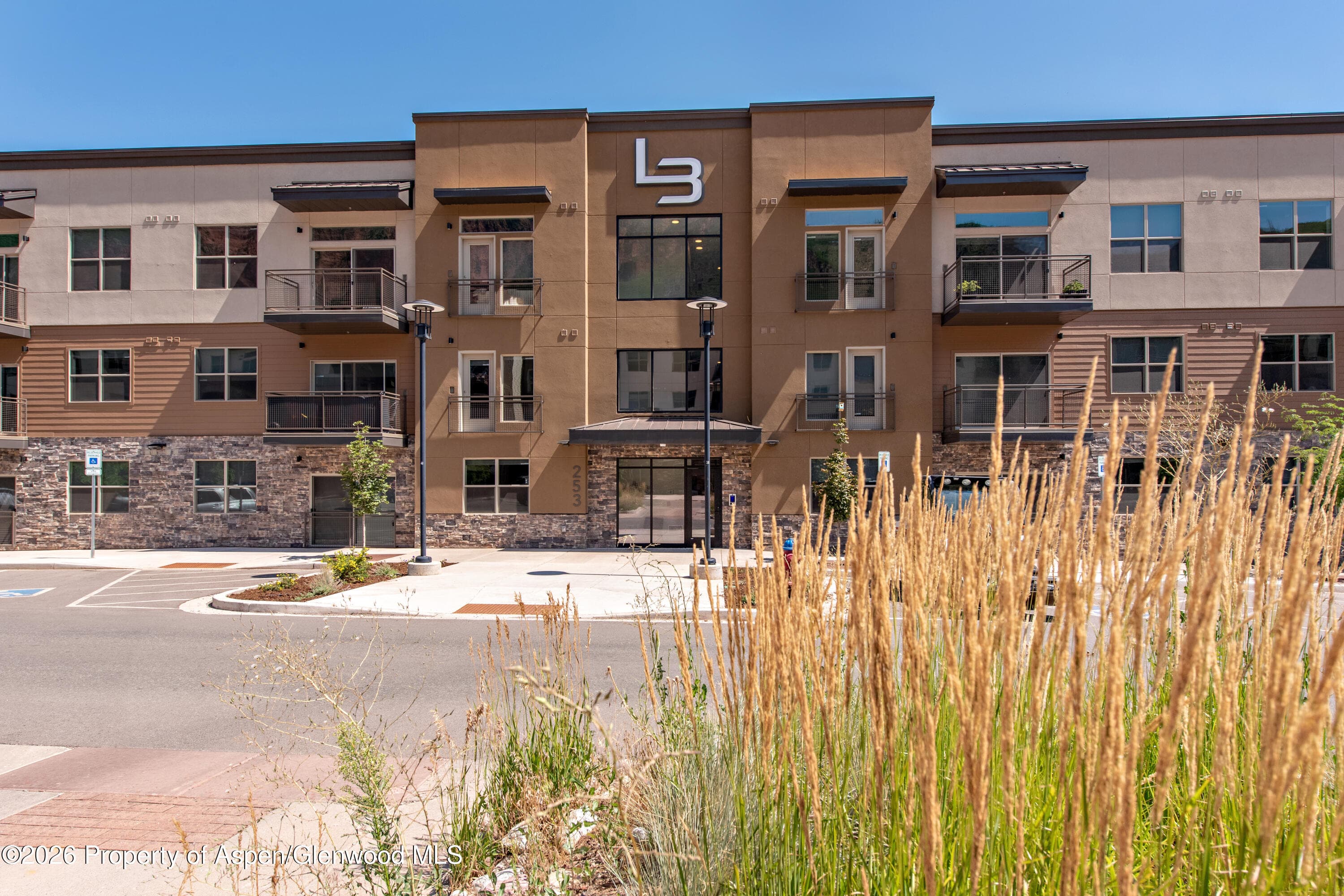 253 Wulfsohn Road 316, Glenwood Springs, CO 81601