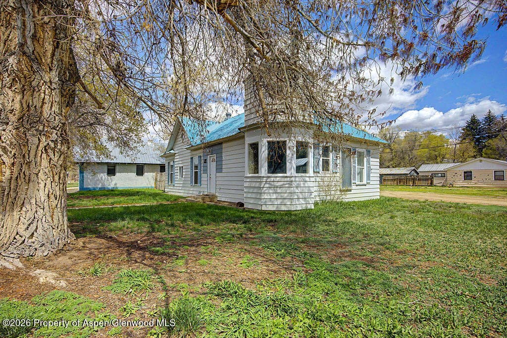 605 Lincoln Street, Craig, CO 81625 - Photo 3