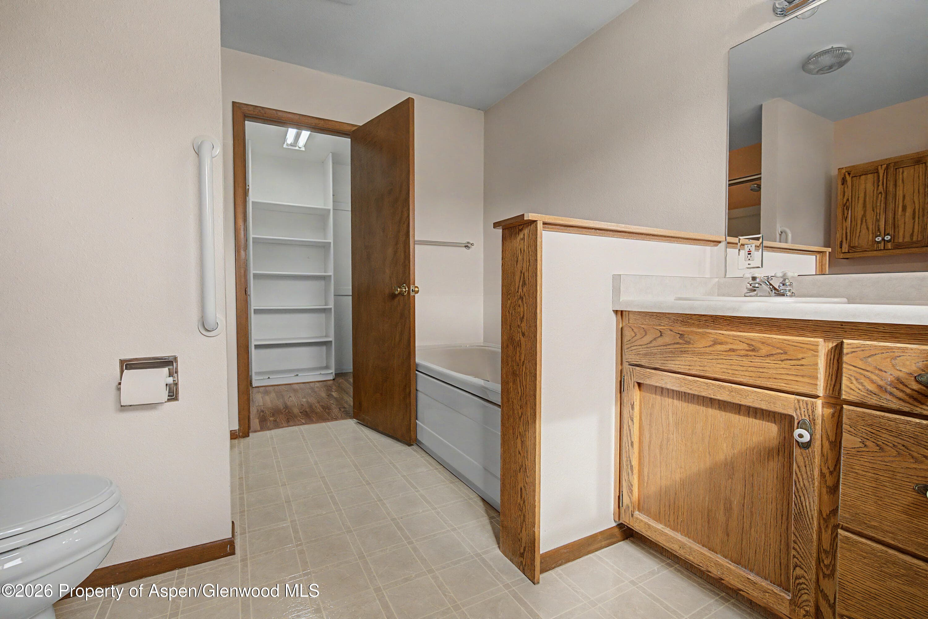 596 E Valley Court, Grand Junction, CO 81504 - Photo 14