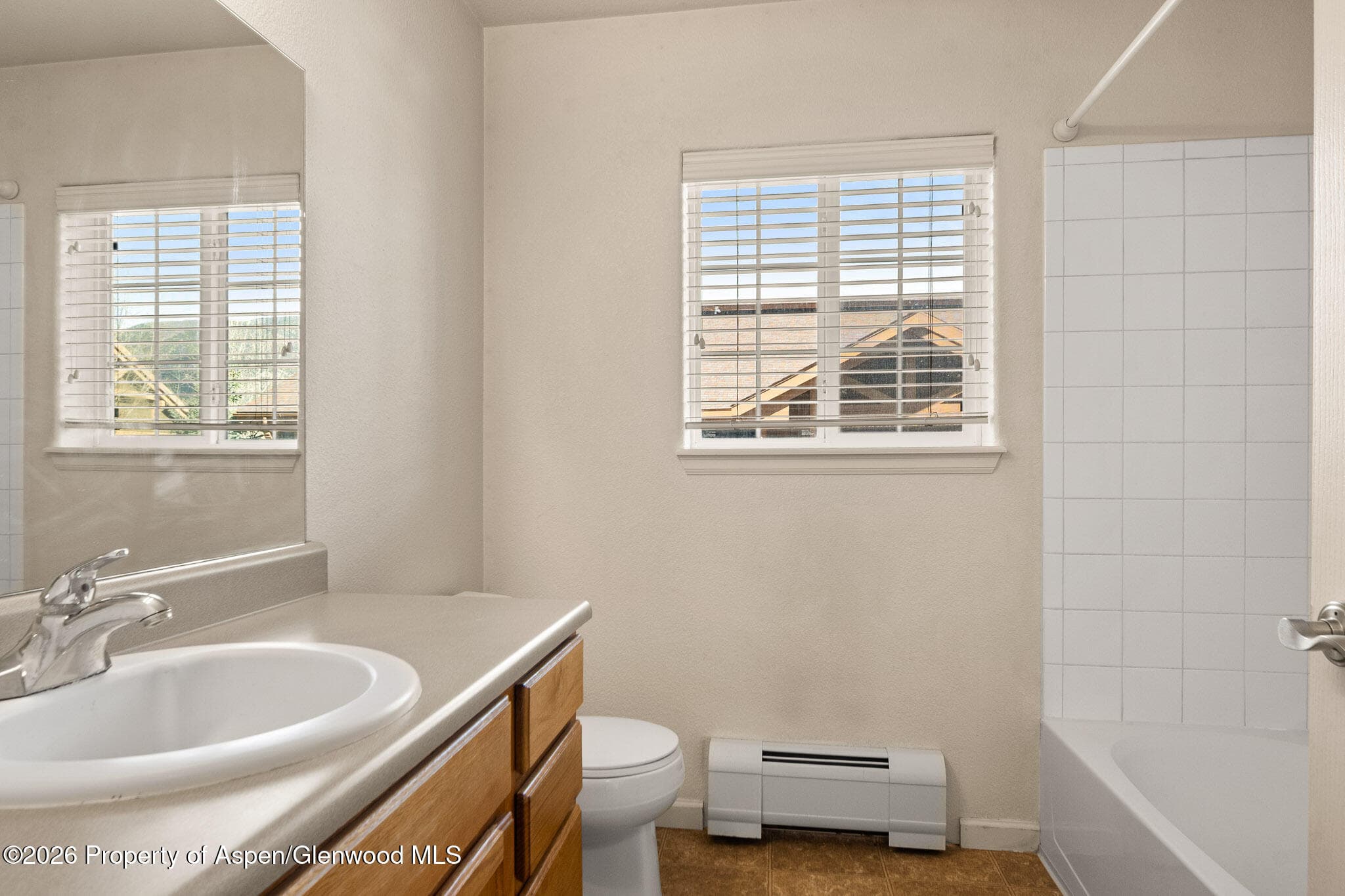 410 River View Drive 305, New Castle, CO 81647 - Photo 15