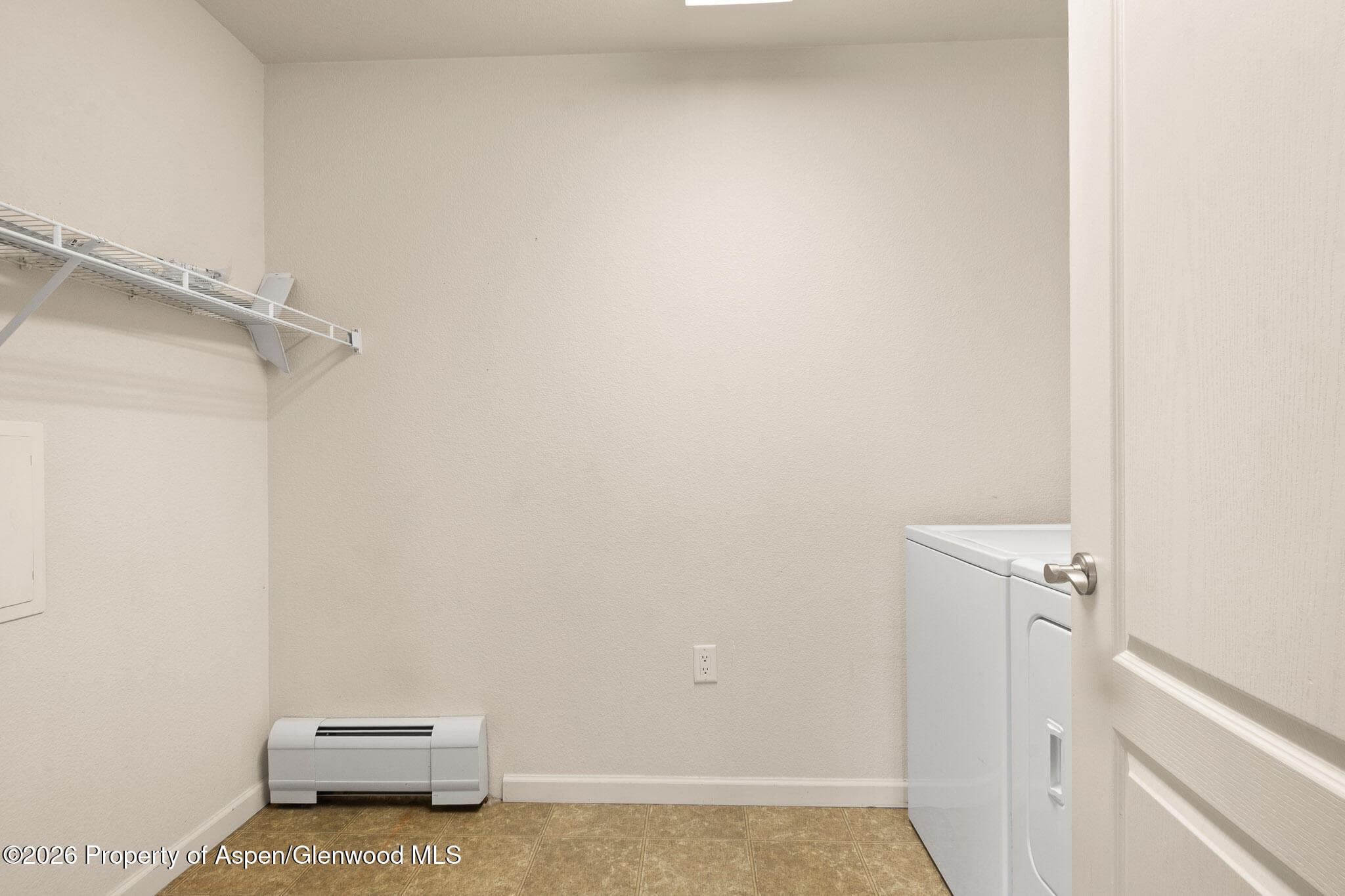 410 River View Drive 305, New Castle, CO 81647 - Photo 17