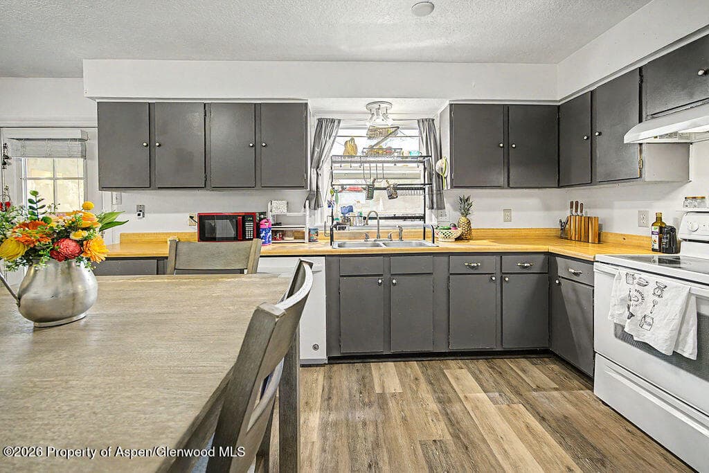 1920 Woodland Avenue, Craig, CO 81625 - Photo 9