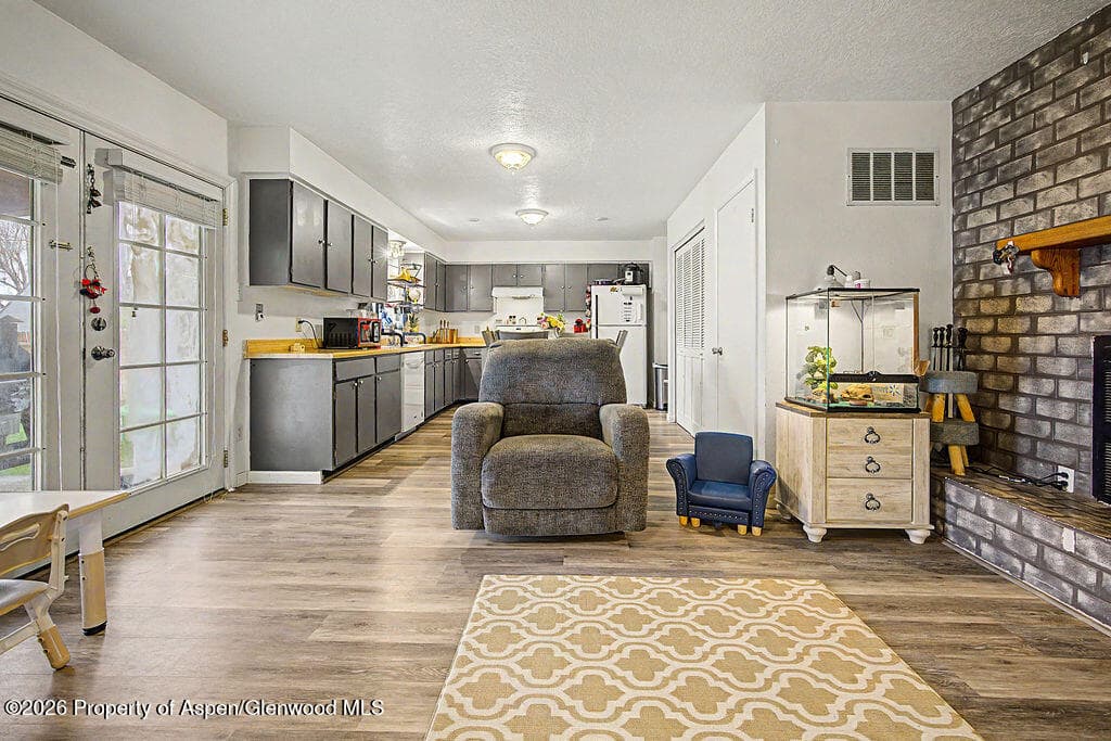 1920 Woodland Avenue, Craig, CO 81625 - Photo 6