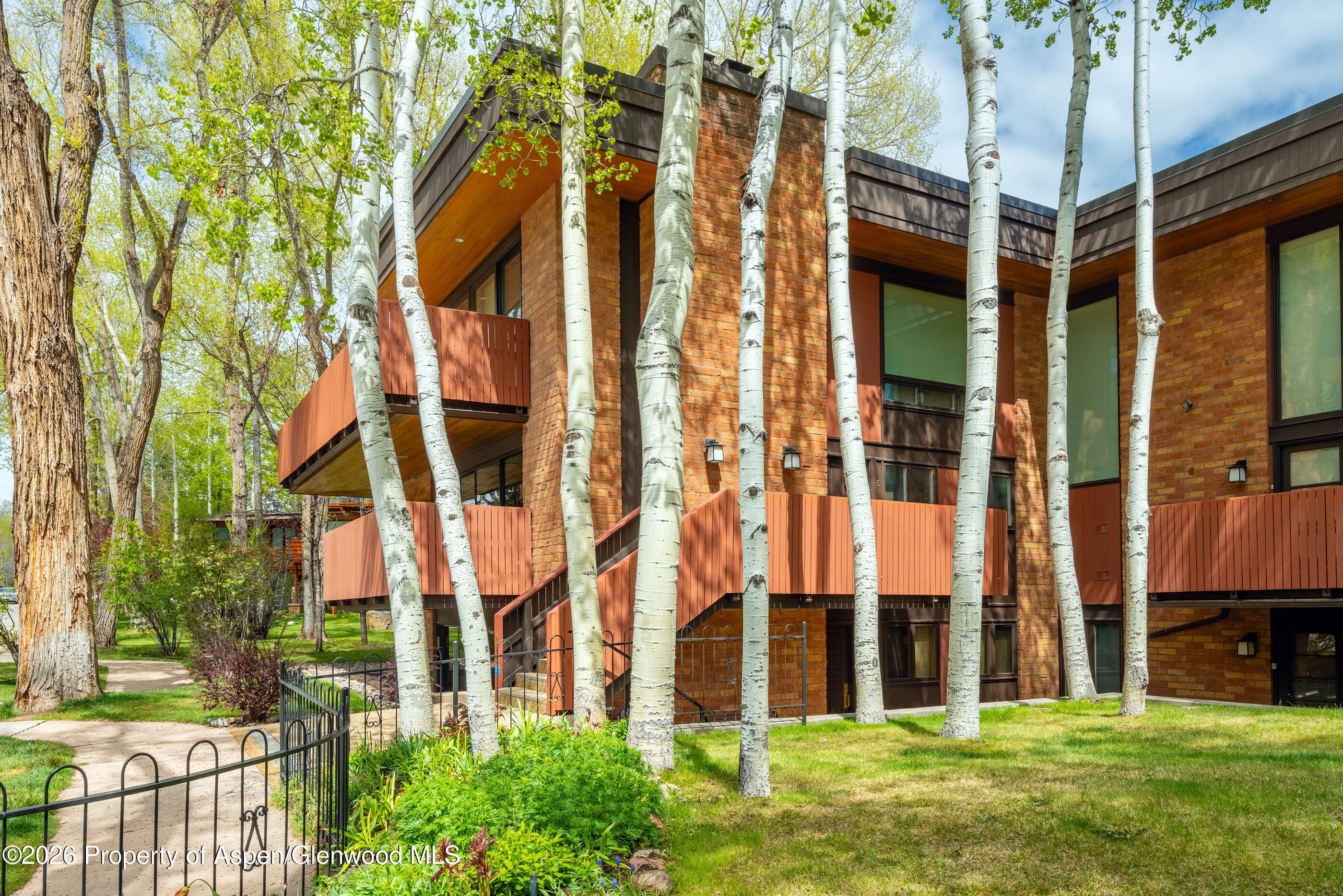 400 W Hopkins Avenue 5, Aspen, CO 81611 - Photo 32