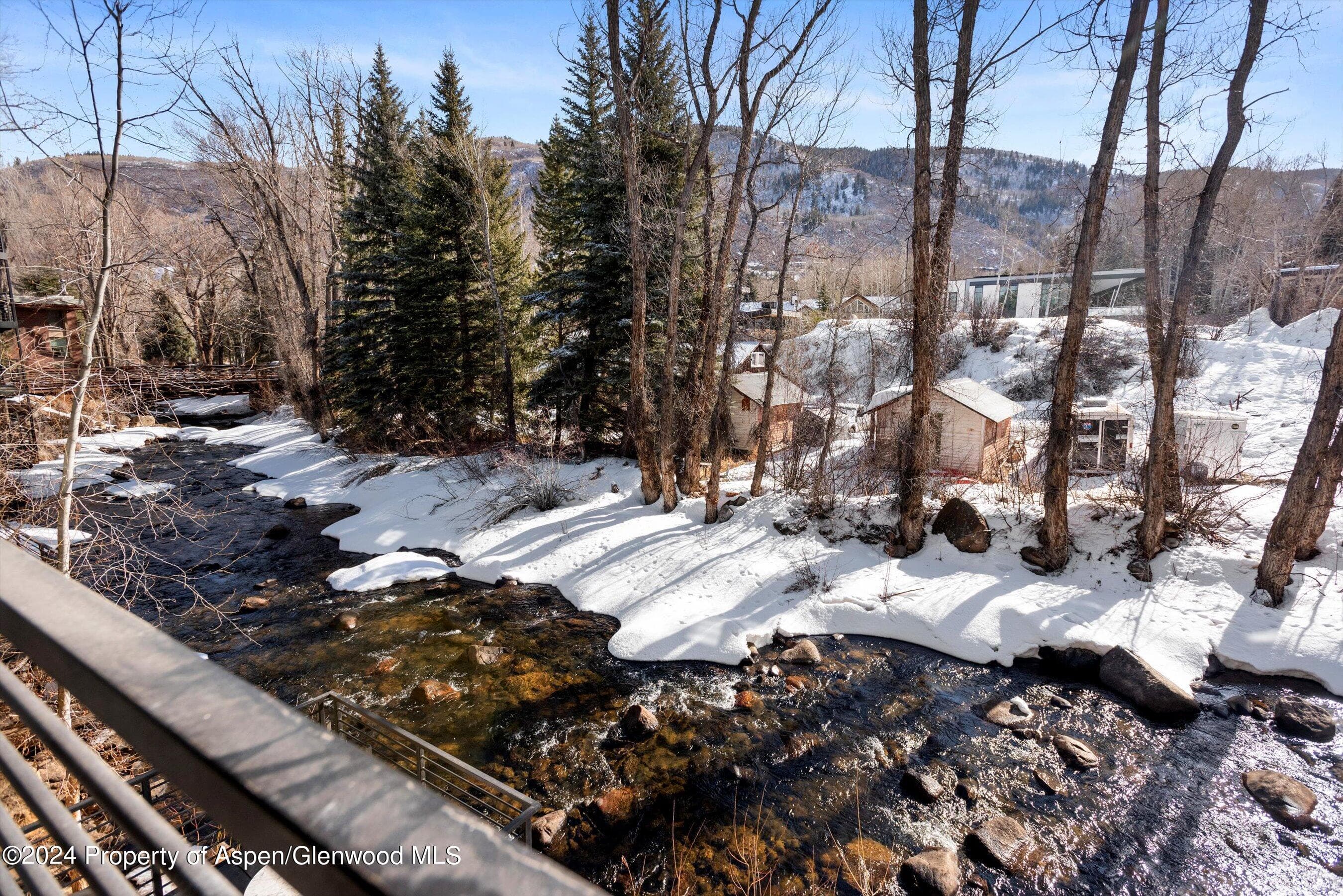 1039 E Cooper Avenue 19b, Aspen, CO 81611 - Photo 4